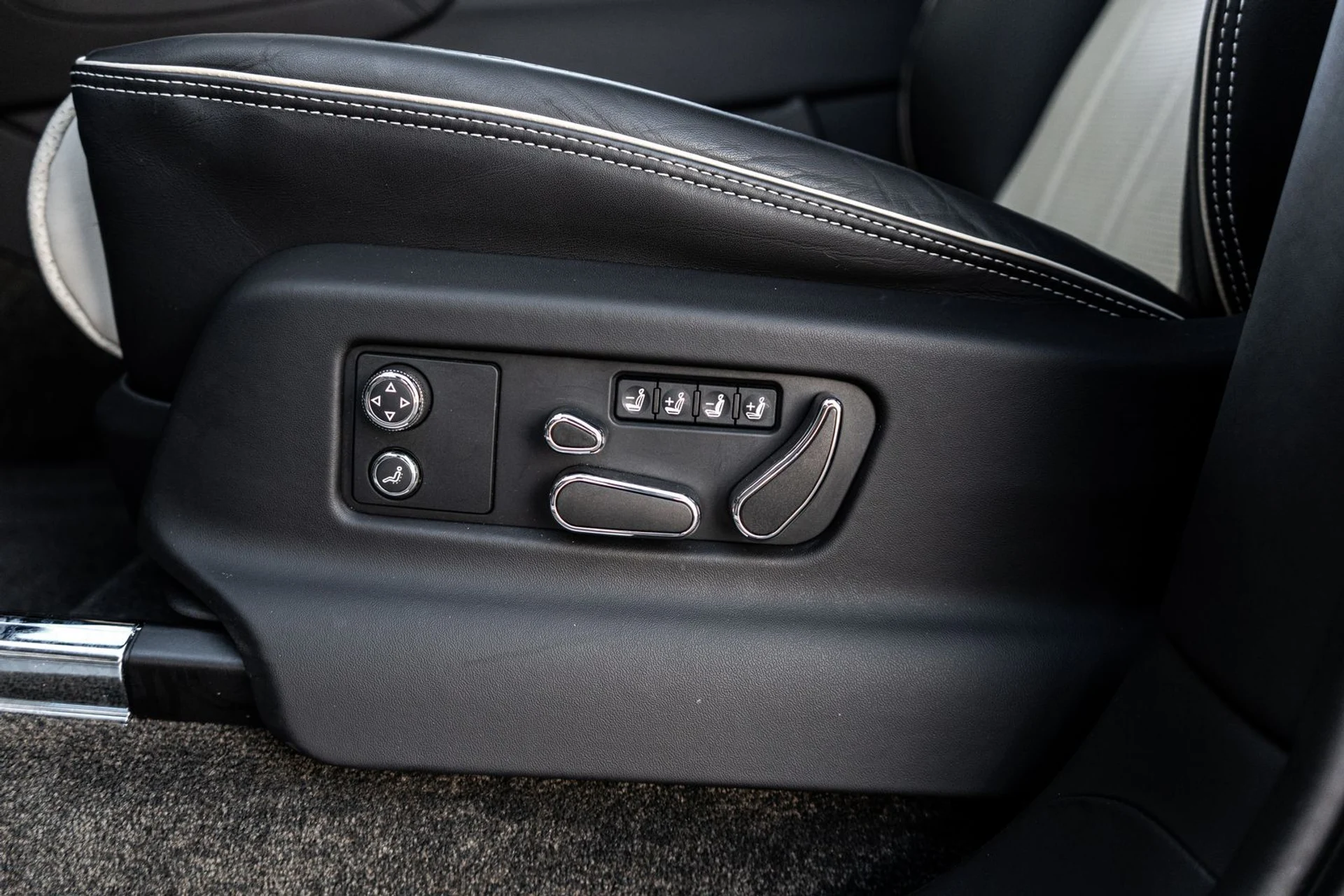 mph026_2595769598_b076c1a1_1c17_4fd8_90af_d7adc5ebb967_99acf59222