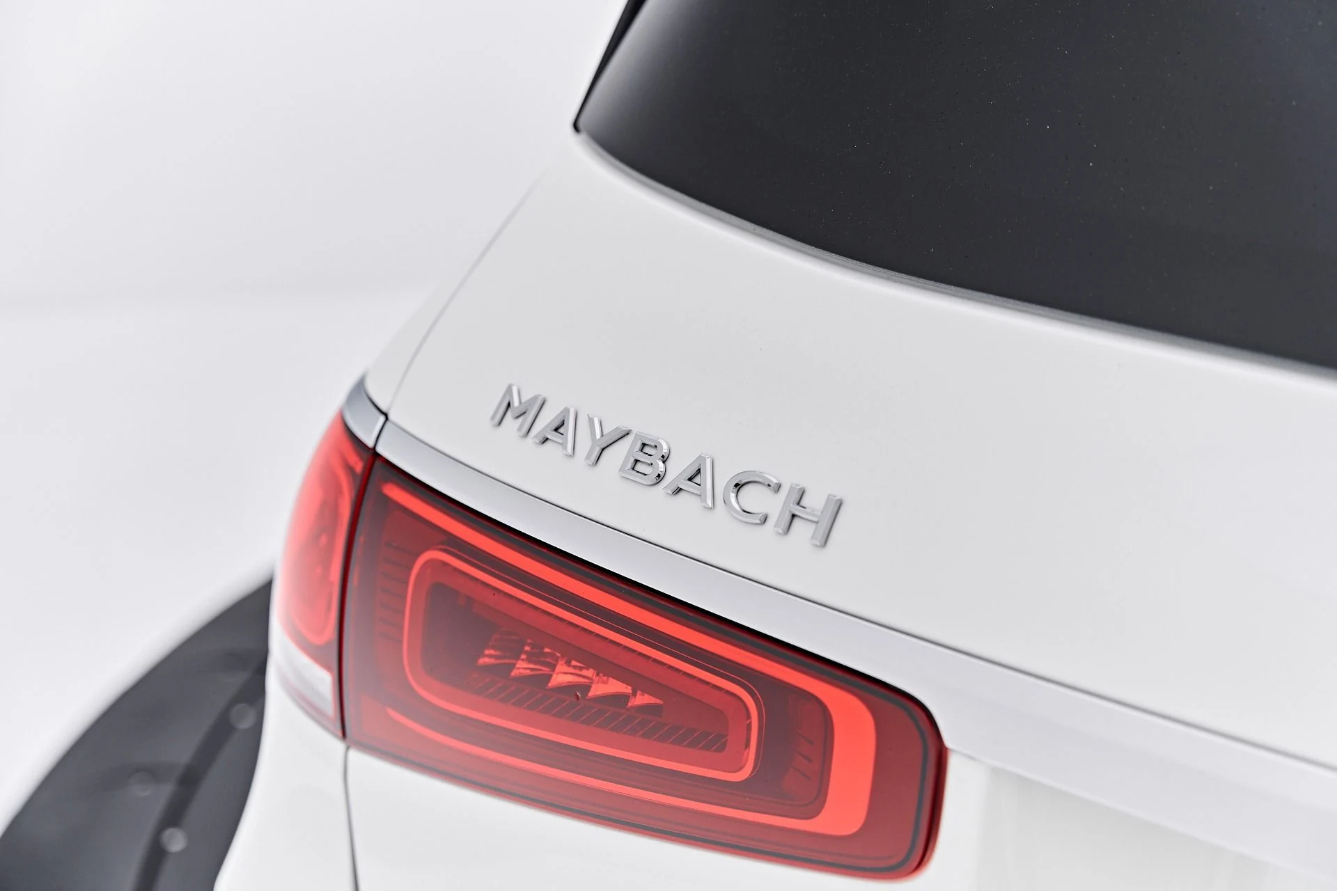 mph026_2603522596_Used_2023_Mercedes_Benz_GLS_Maybach_GLS_600_1789174527_f9a493ab3d