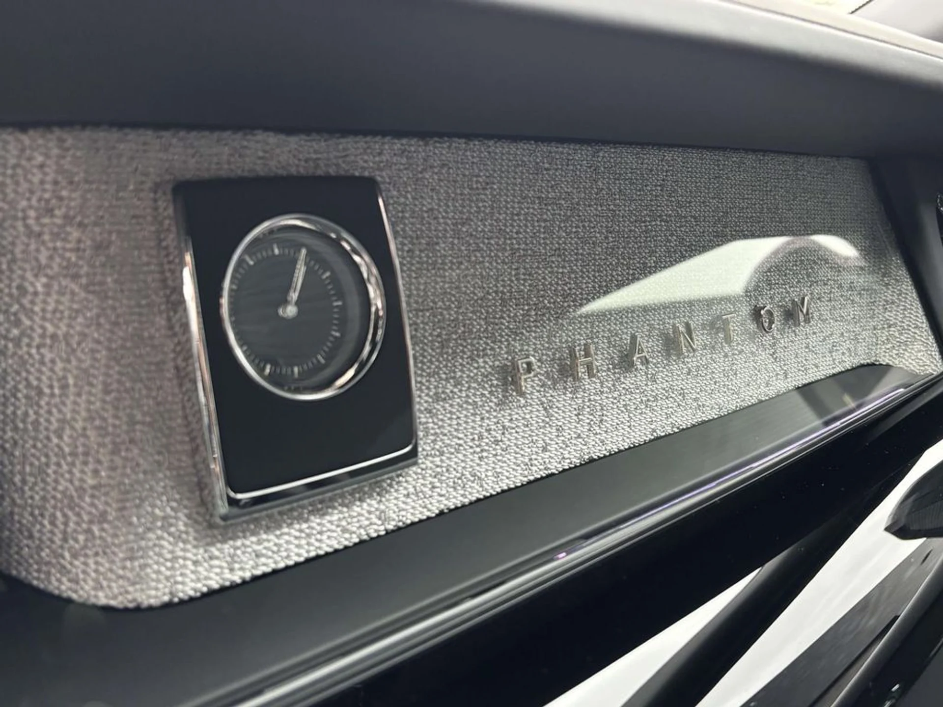 mph026_2606073353_ae3617ce12f271d7fc43a86923beb68dx_5baeaa8de2