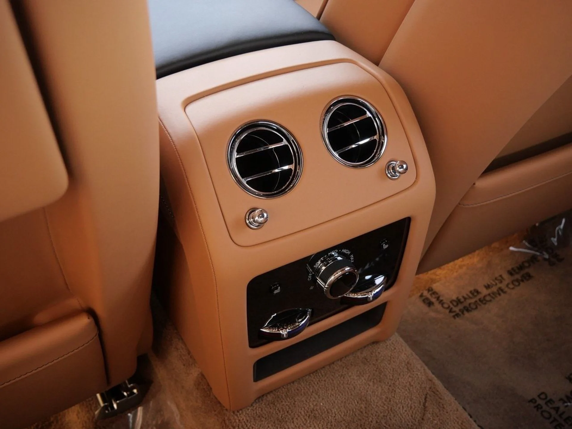 mph026_2607357355_99df3e6729993ced2bb6a5eda623ca81x_5231ccb7f9