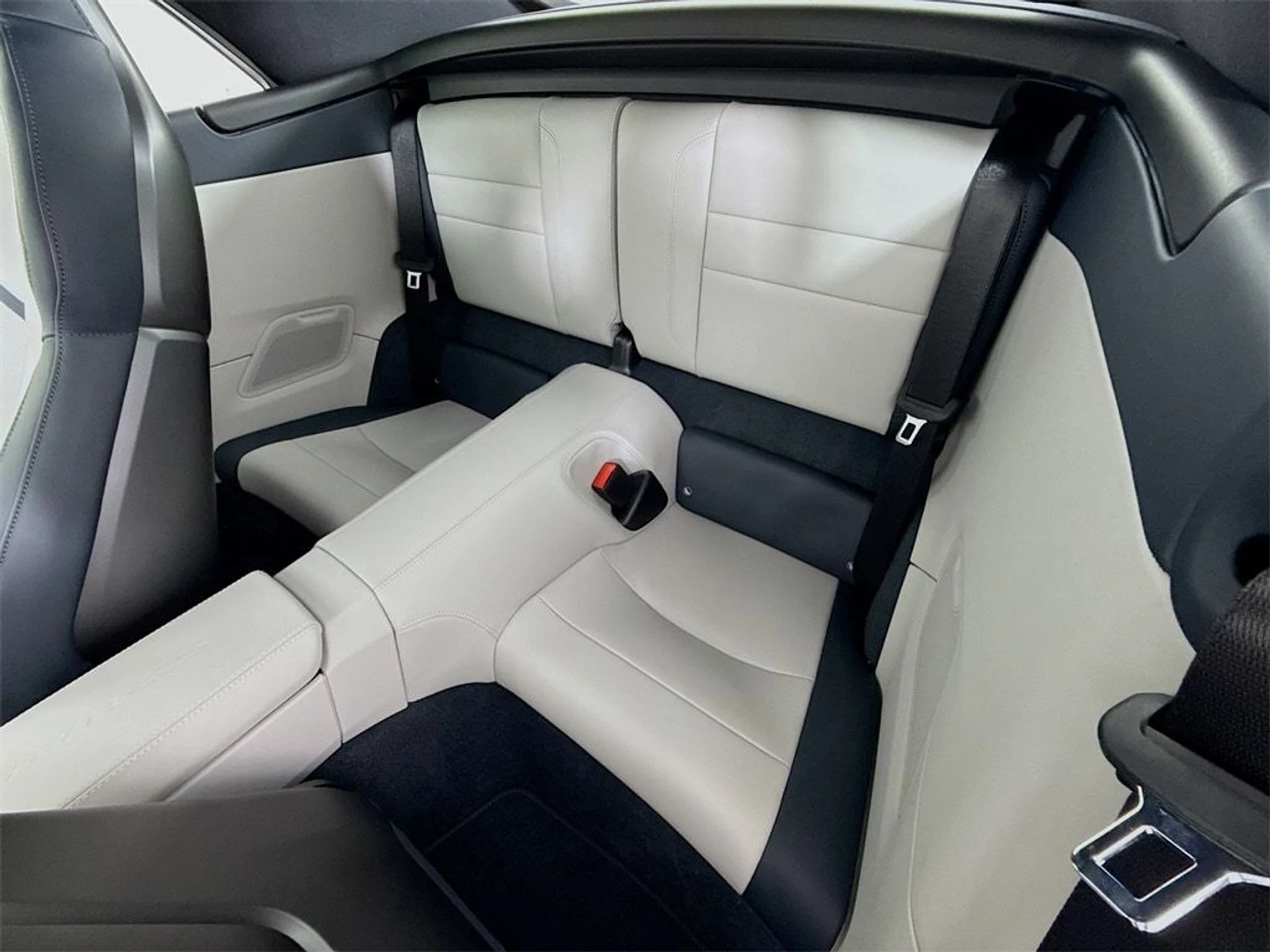 mph026_2614464463_cbe18e0eb579dec18d721ef6c3d1bf26x_8a4ff708b8