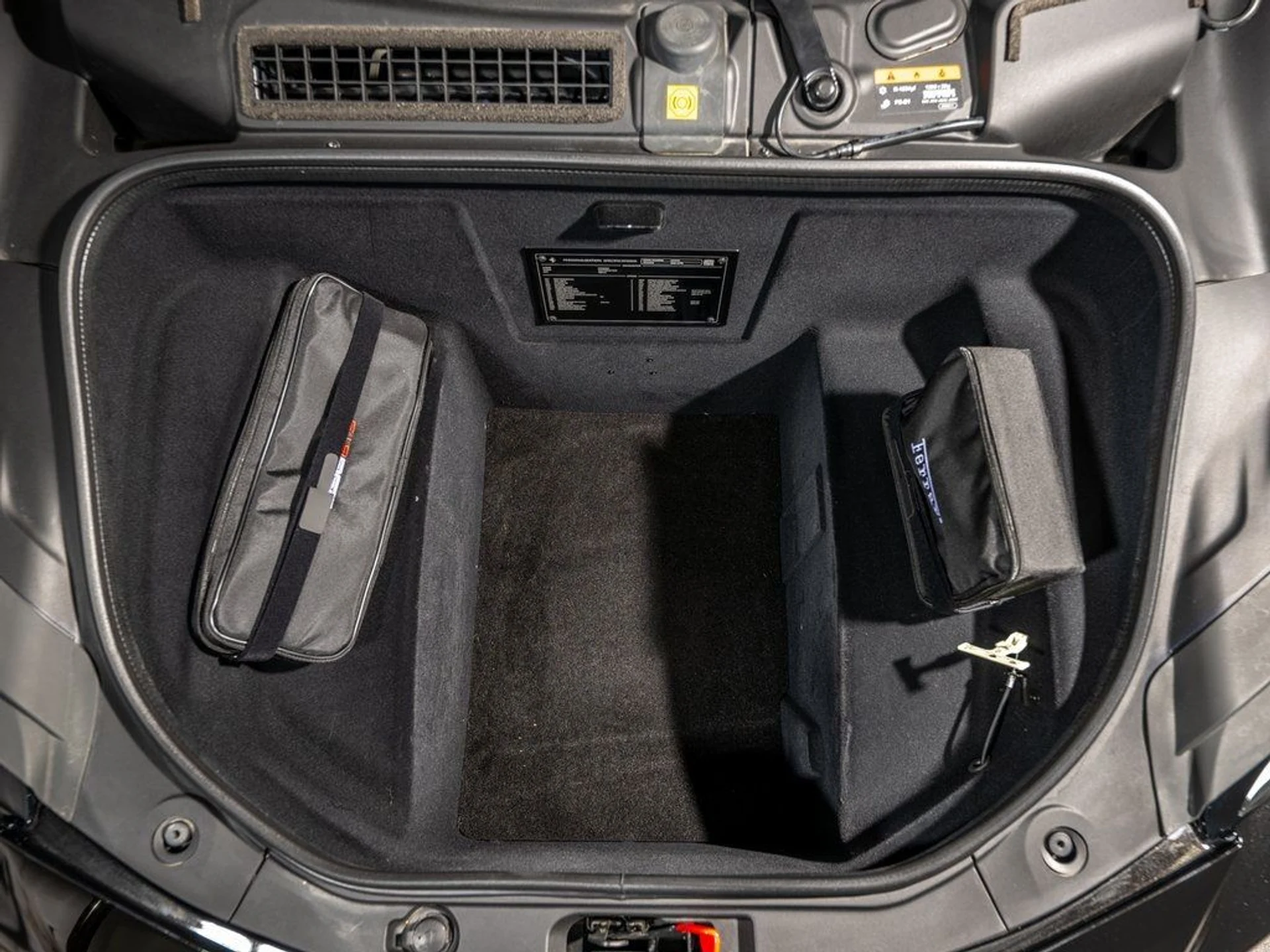 mph026_2621984642_image_27_a5fd2f2c29