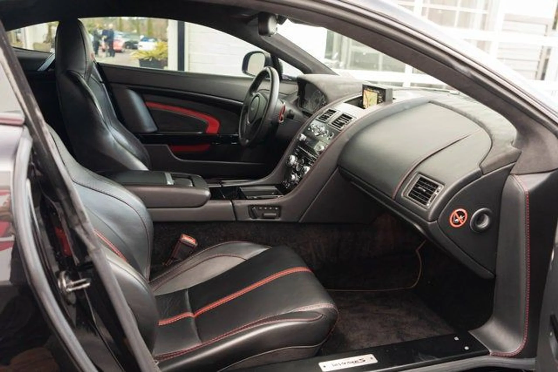 mph026_2624146004_27_f1014813fd