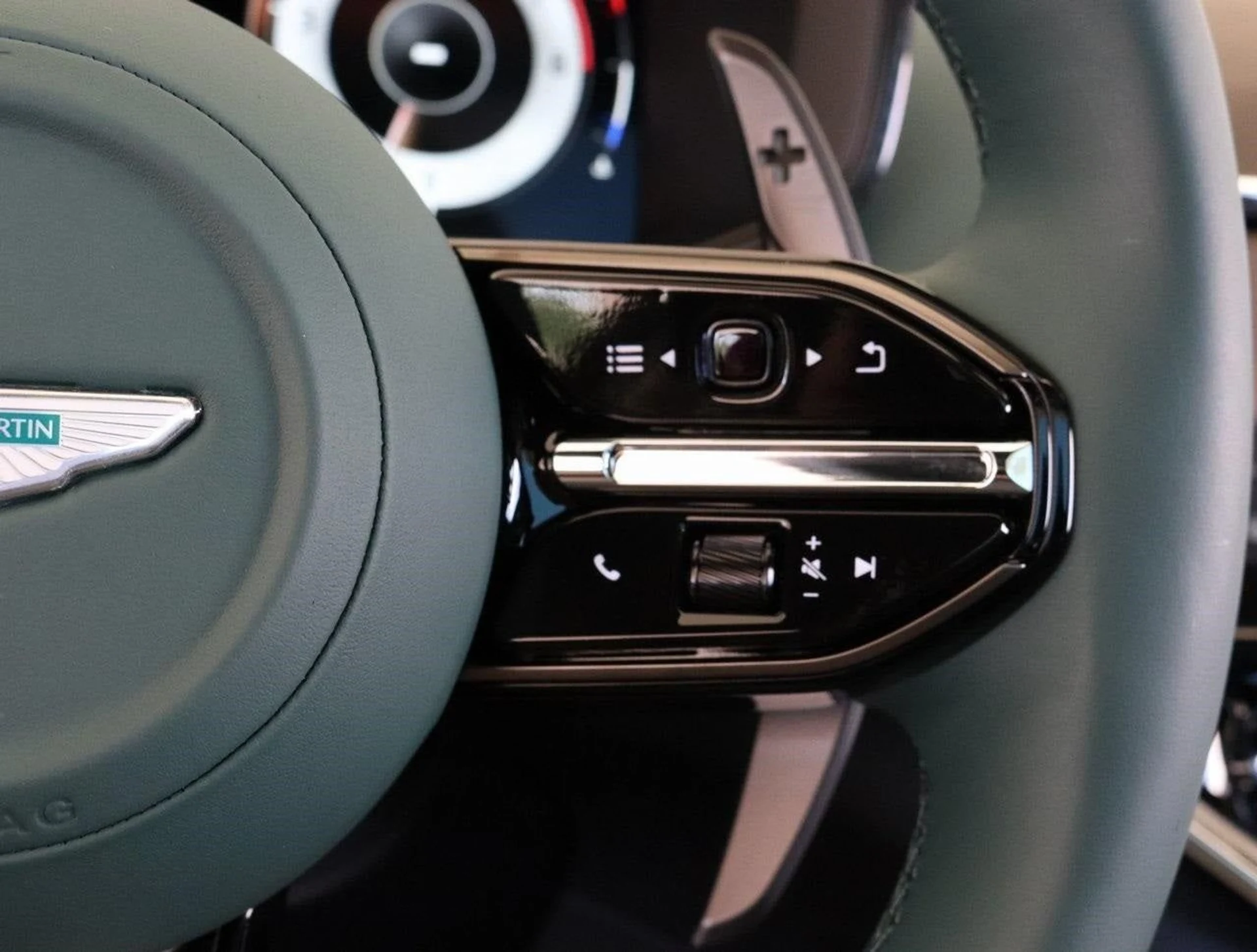 mph026_2635902331_27_8f65fdb3dd