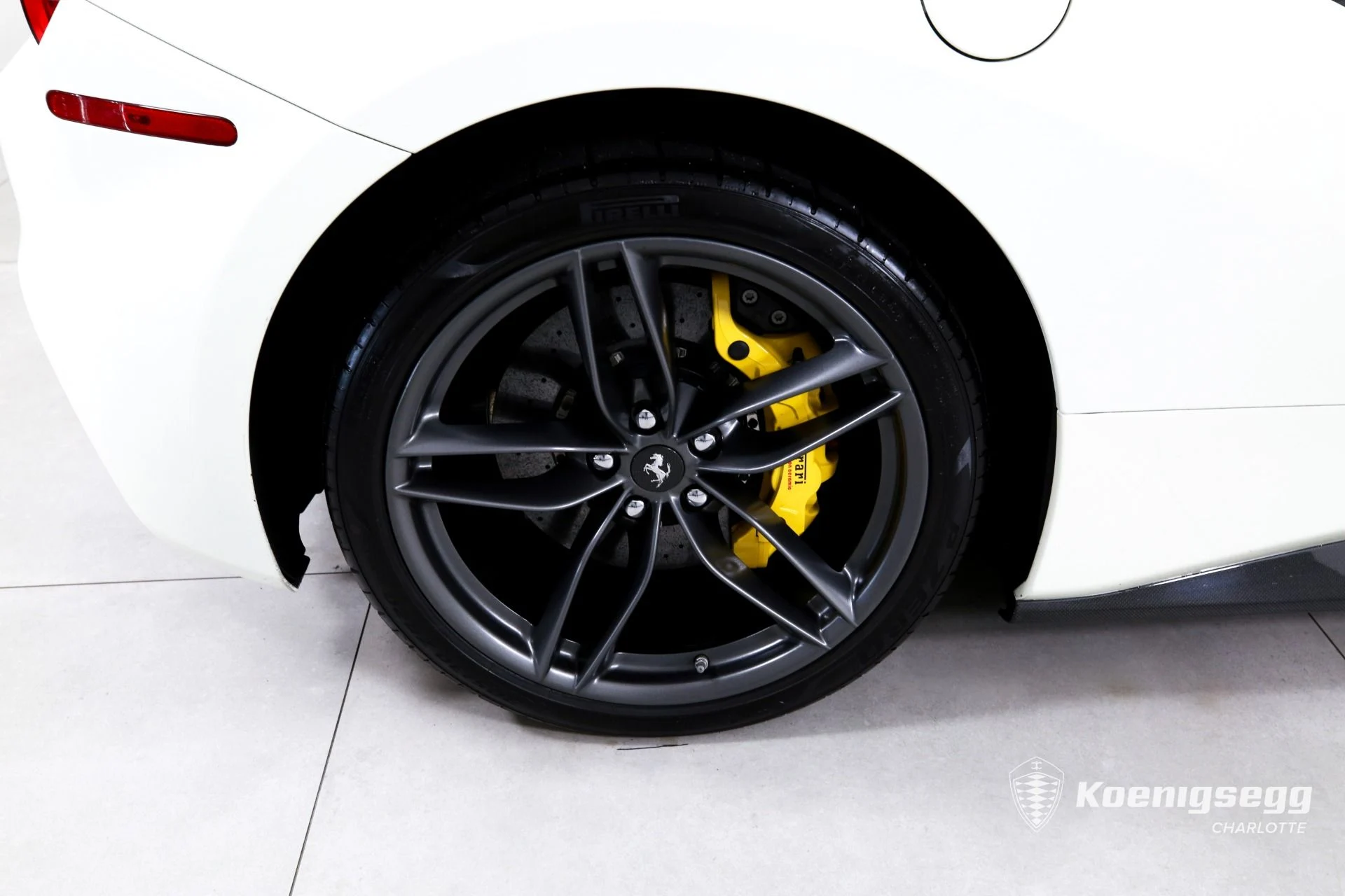 mph026_263690041_Used_2018_Ferrari_488_Spider_1782838554_e640b841d5