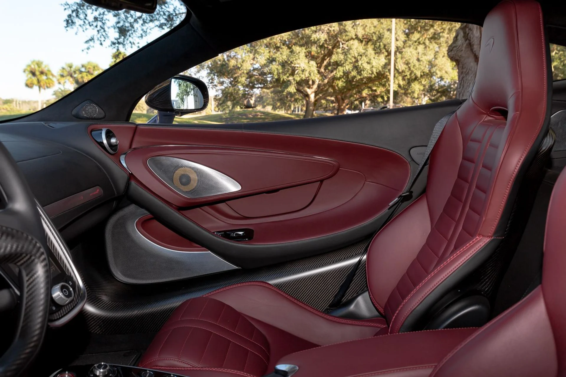 mph026_2640544733_467_p27_l_a723da854c