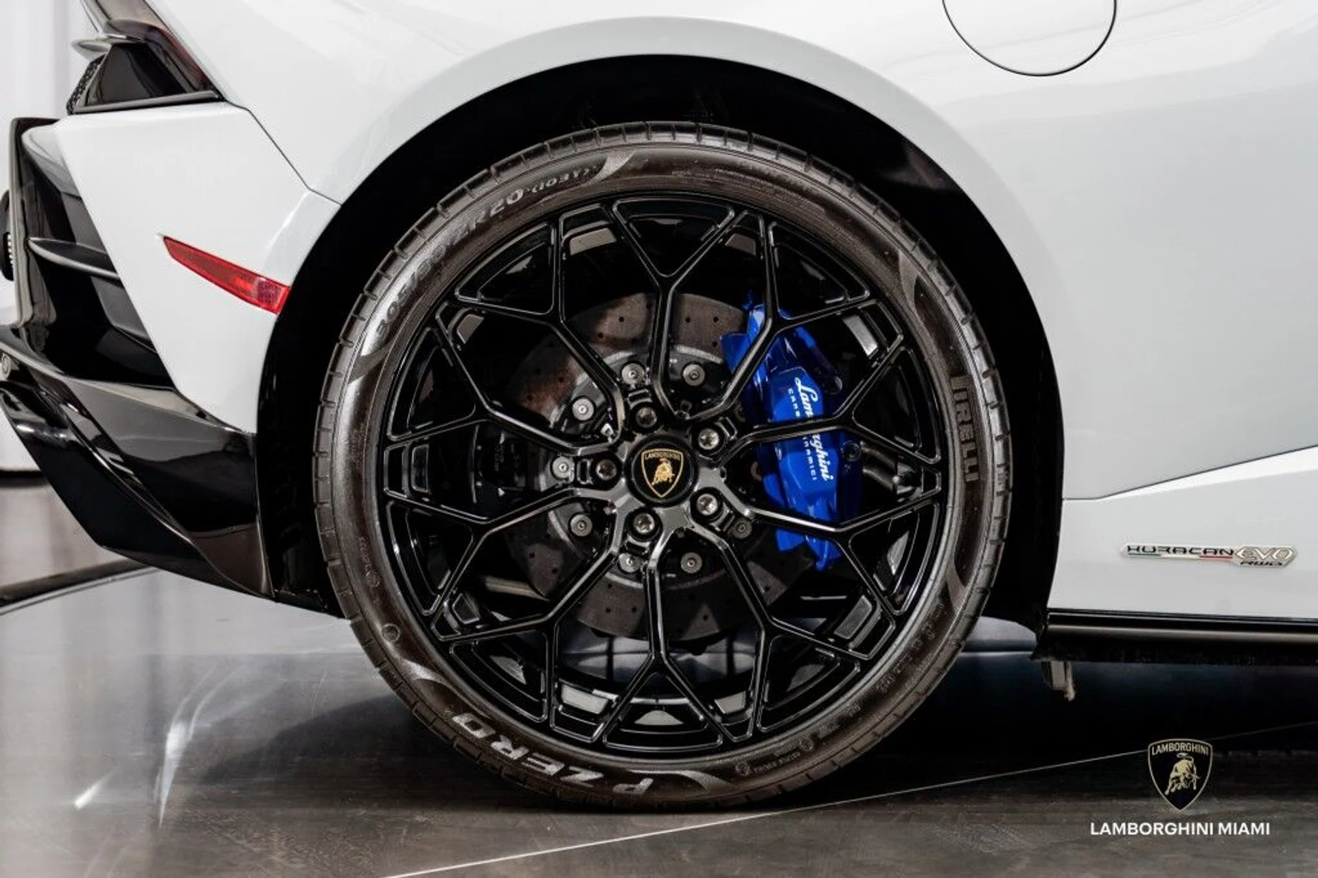 mph026_2641531898_e71d1686d976ab253f4e12a9b2ba5cc6_337f65e0a8