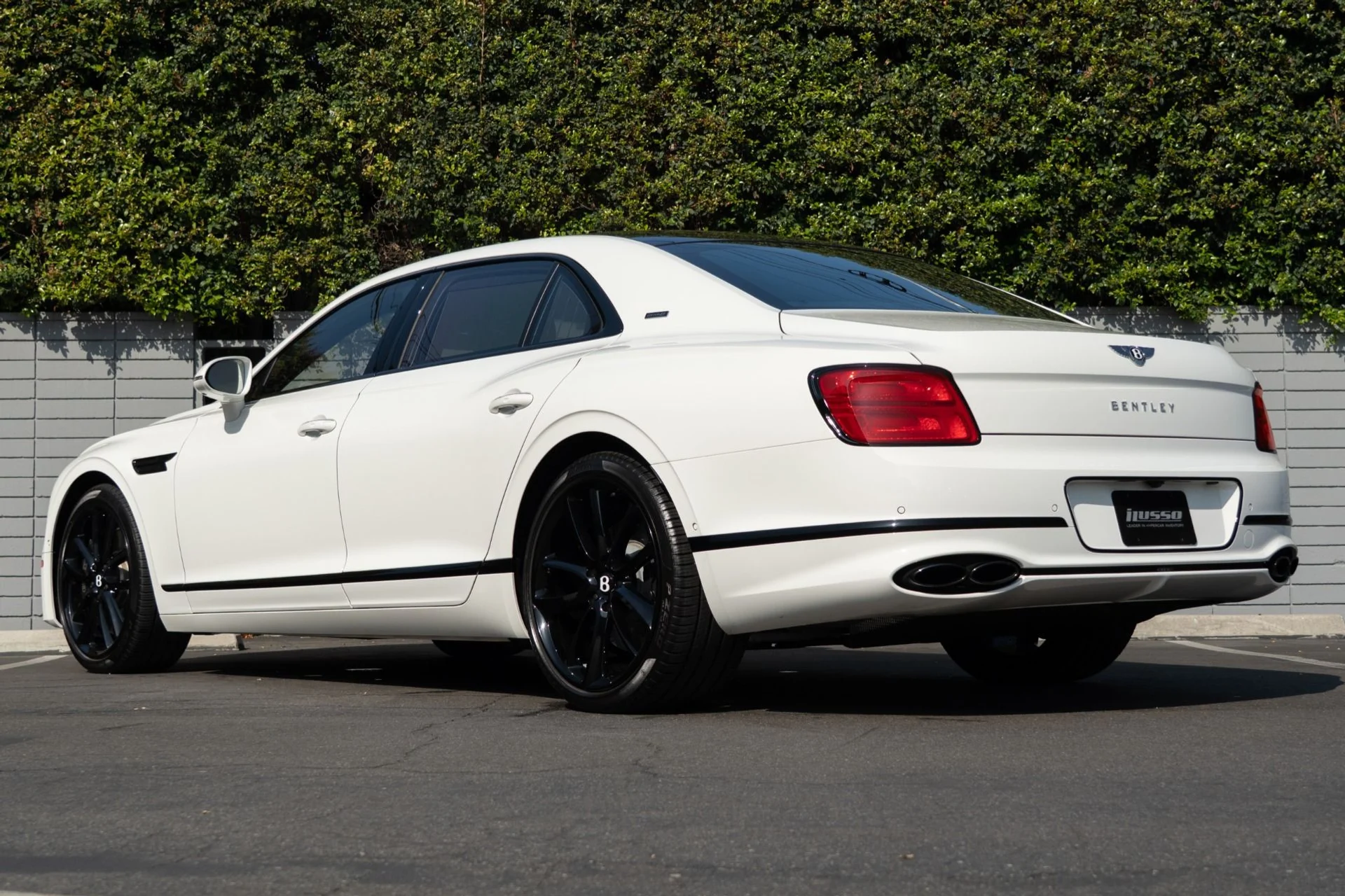 mph026_2643164092_Used_2024_Bentley_Flying_Spur_Edition_8_1757964716_a1141c80b8