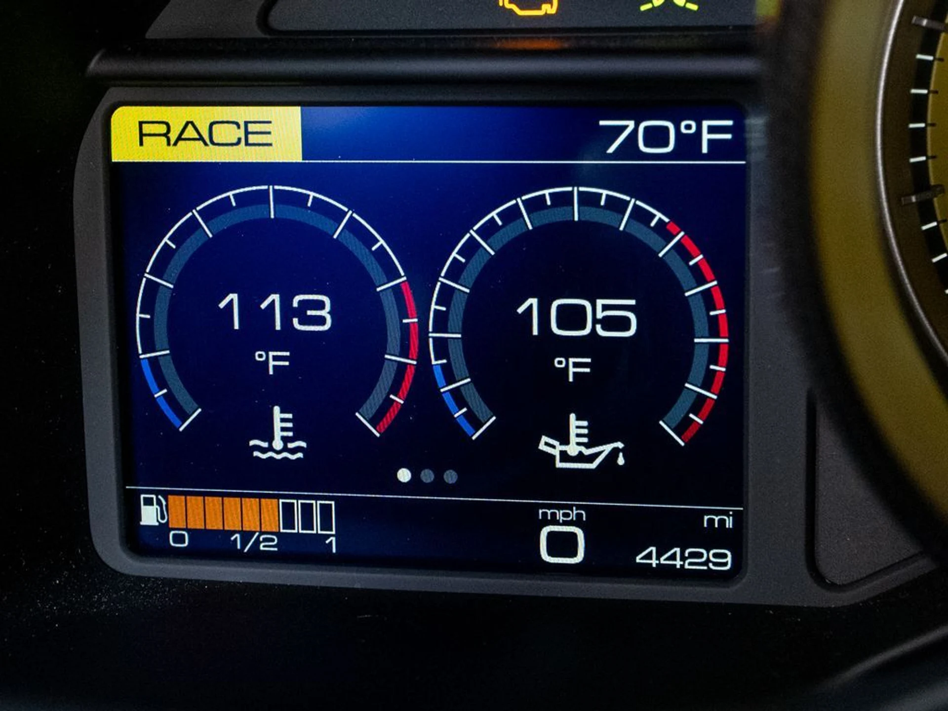 mph026_2644299249_34bcfb93_0b93_4e7a_b1bd_df429a175d47_4c7c7a7715