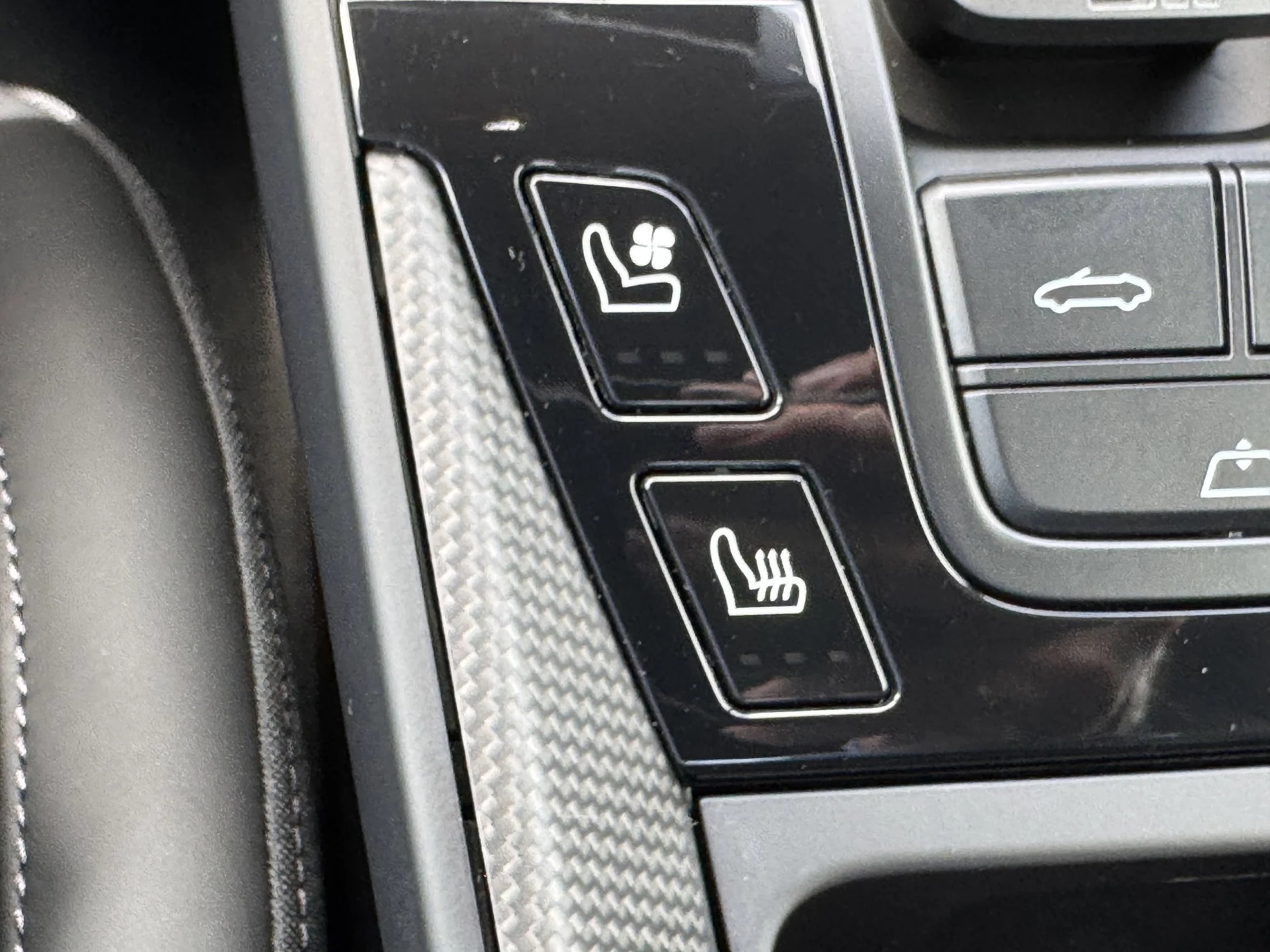 mph026_2648595470_9d82cefe6127e355a928fdfcf5018685x_d30cfe533c