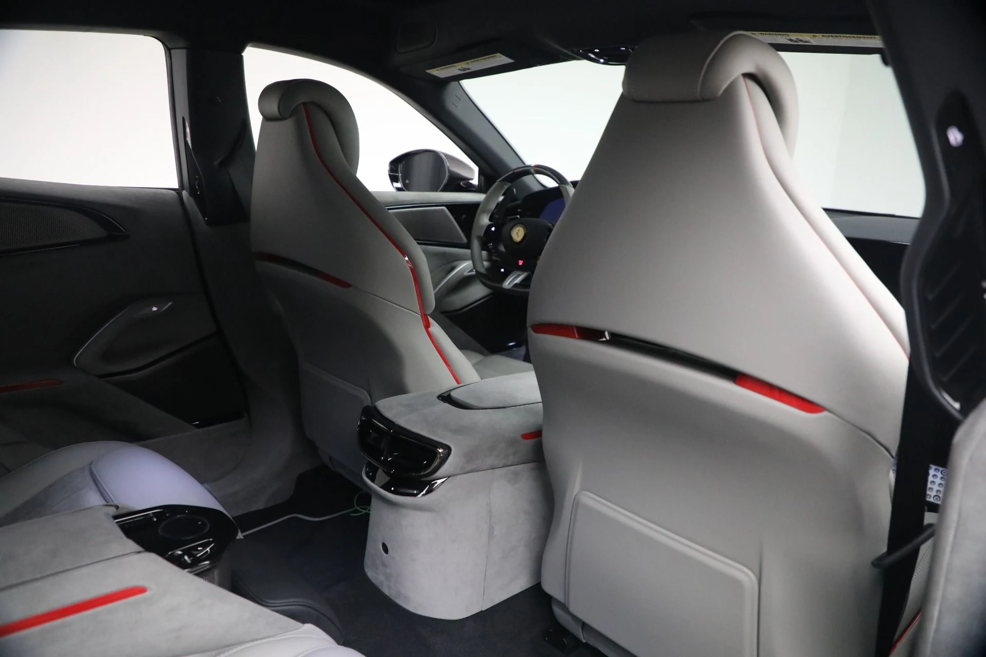 mph026_2653711870_Used_2025_Ferrari_Purosangue_1774121849_bfe6533fa9