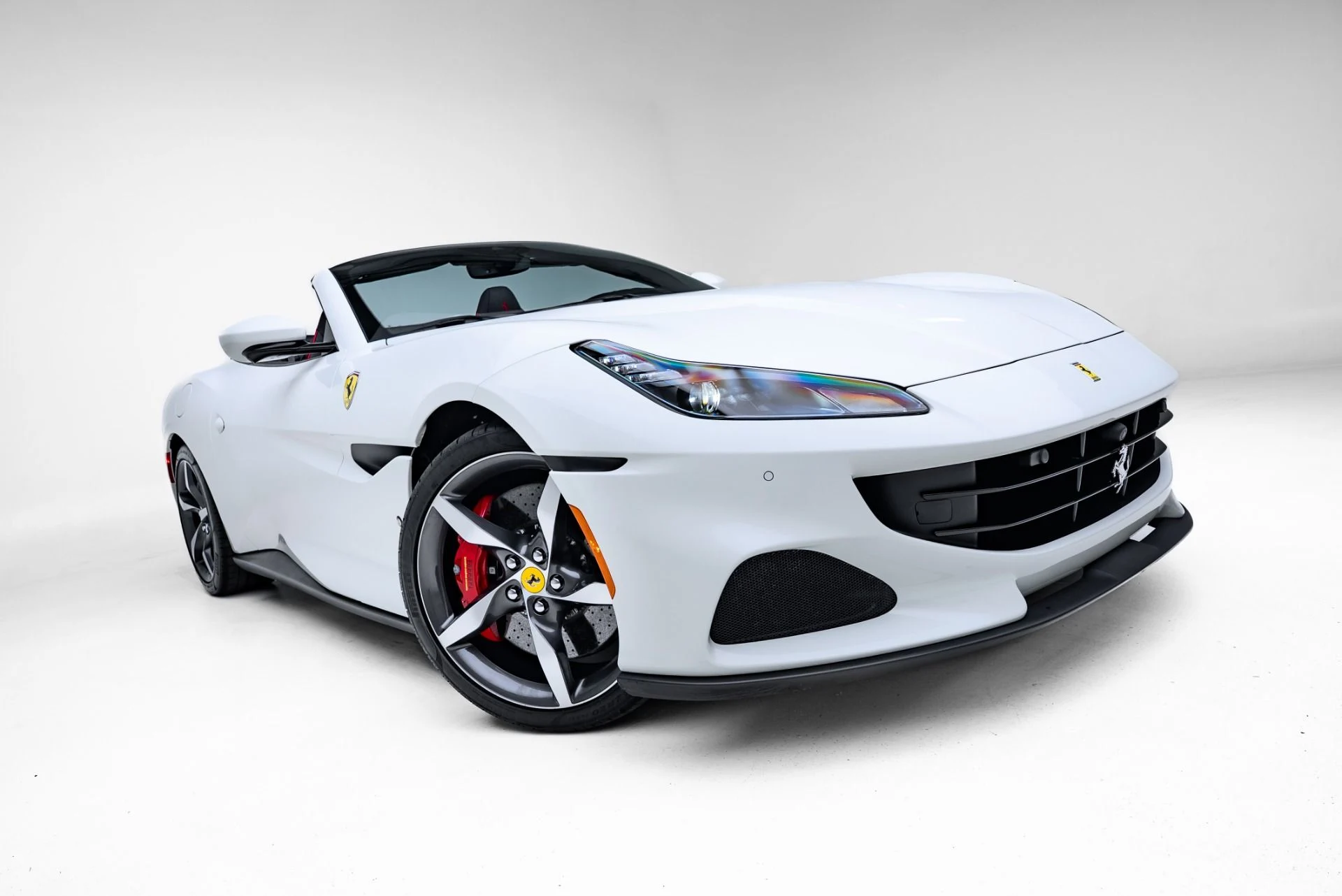 mph026_2655861188_Used_2022_Ferrari_Portofino_M_1773357506_9708ed7e6d