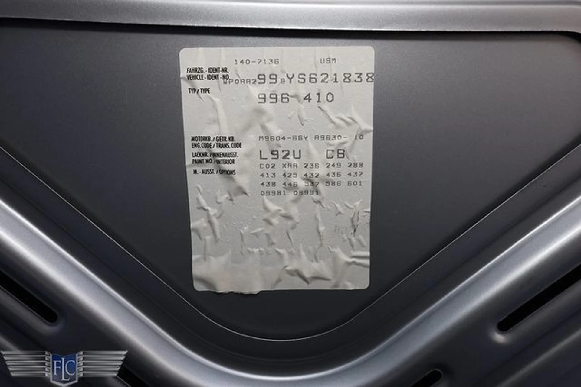 mph026_2656898052_used_2000_porsche_911_carrera_2drcarrera4coupewtiptronic_6305_23086843_31_640_f1eb7cfaaa