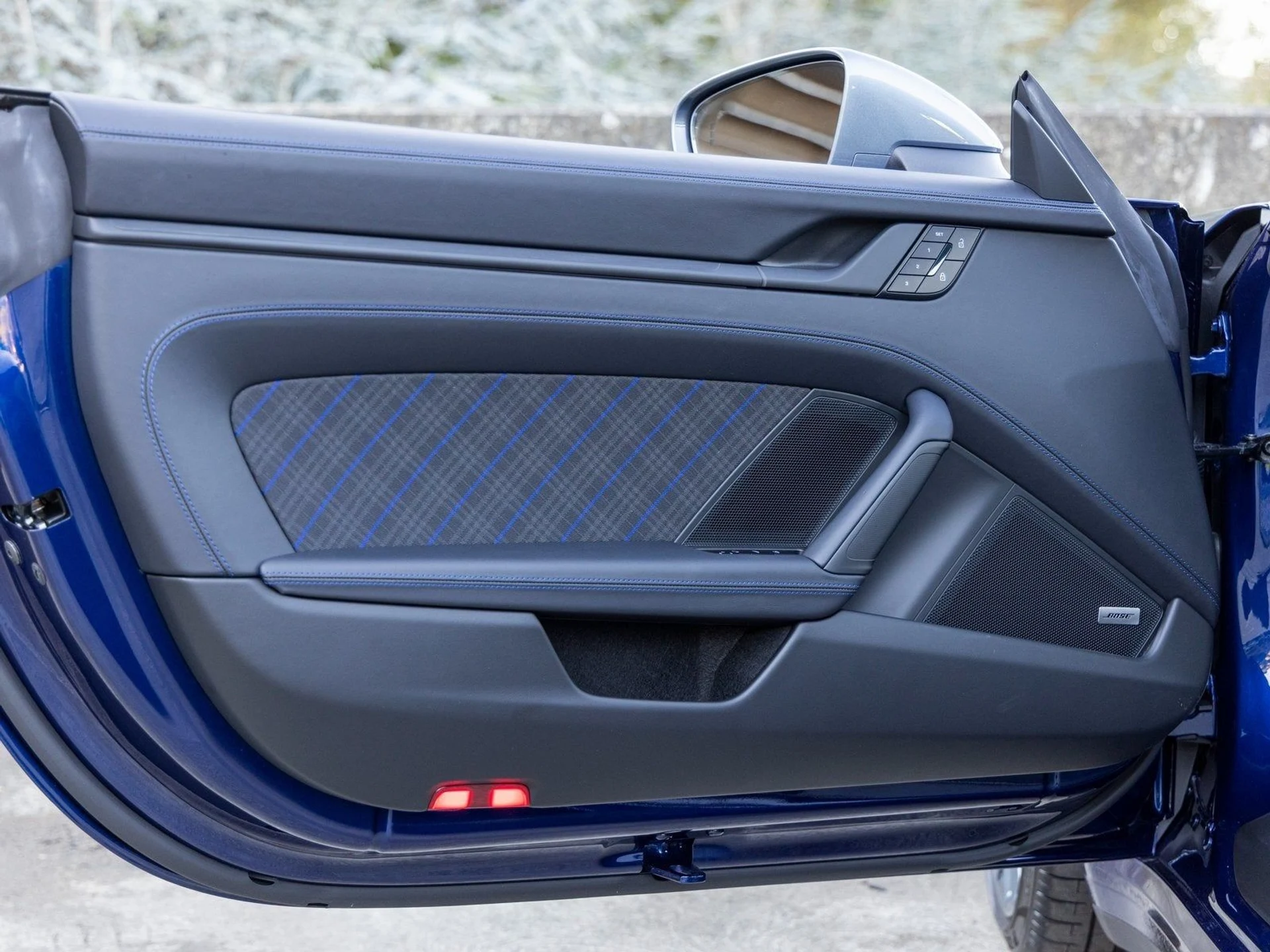 mph026_2683543624_27_0196b171b3