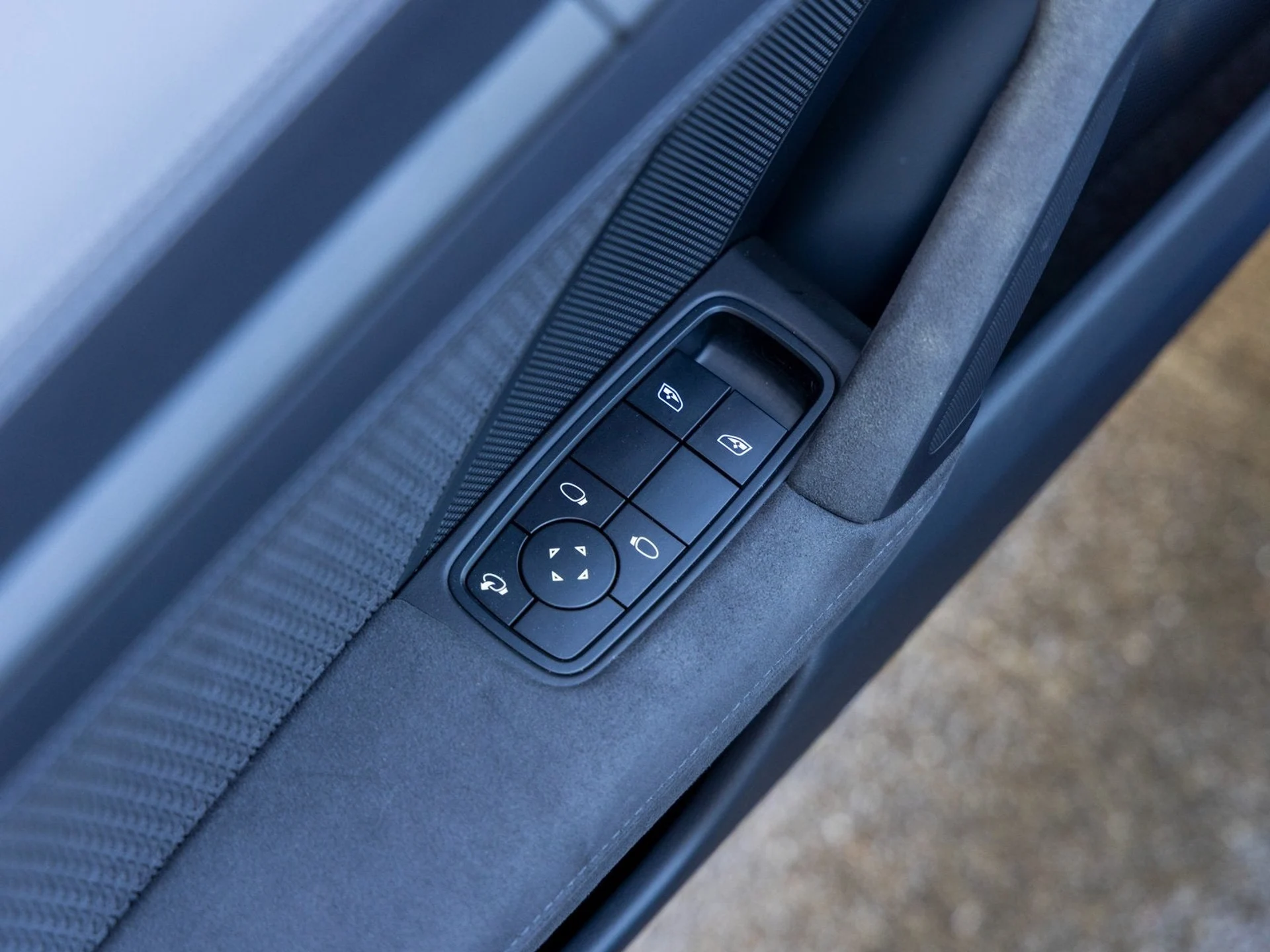 mph026_2684389554_27_2acf9cb53f