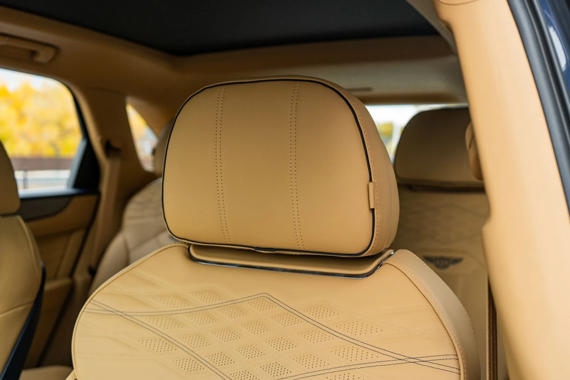 mph026_2699825743_5c9a9764_18ef_40ea_8769_d471abe83f3b_4ee7cd4860