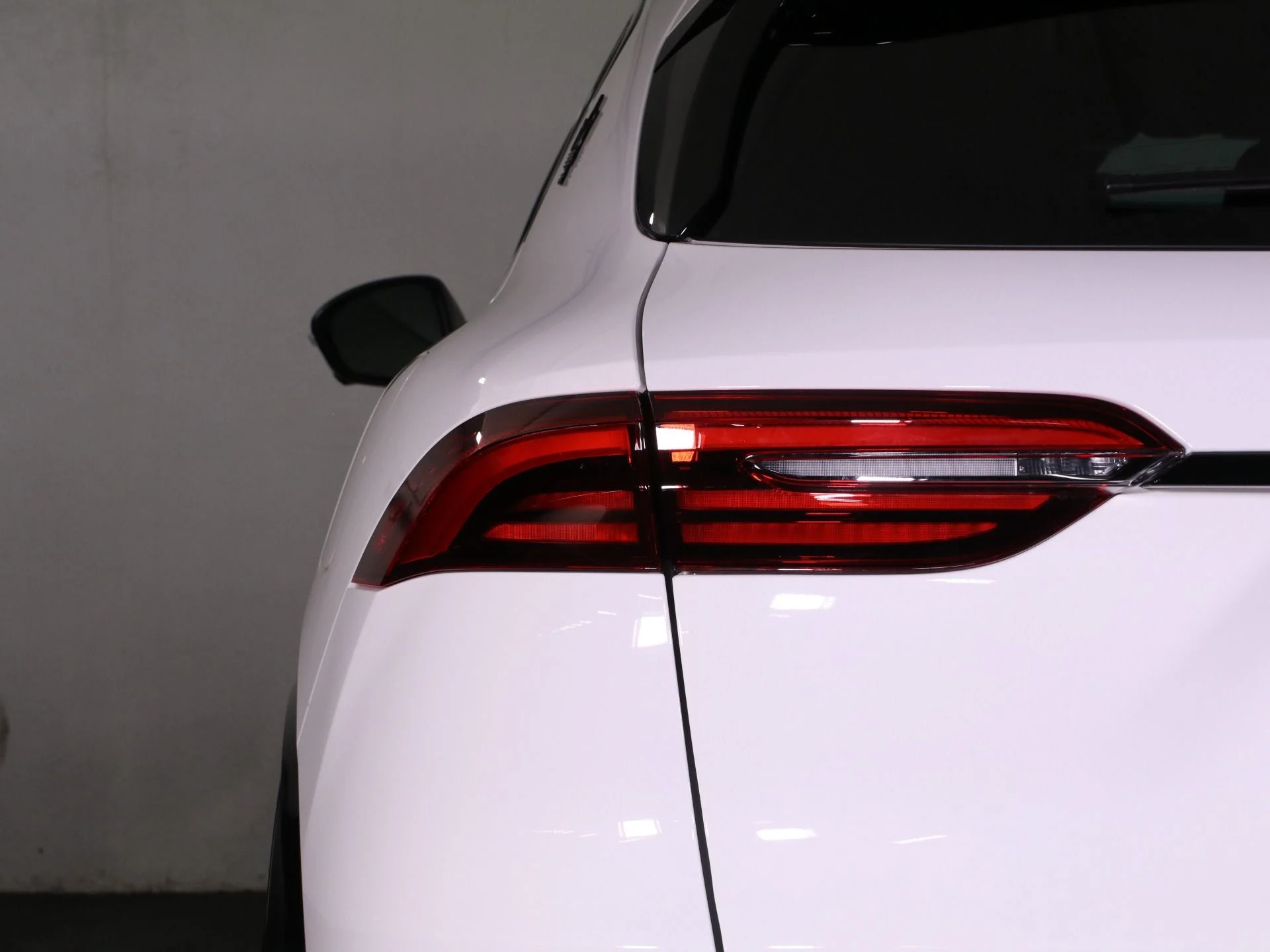 mph026_2706905606_New_2025_Maserati_Grecale_Modena_1750292098_4d373a8ff6