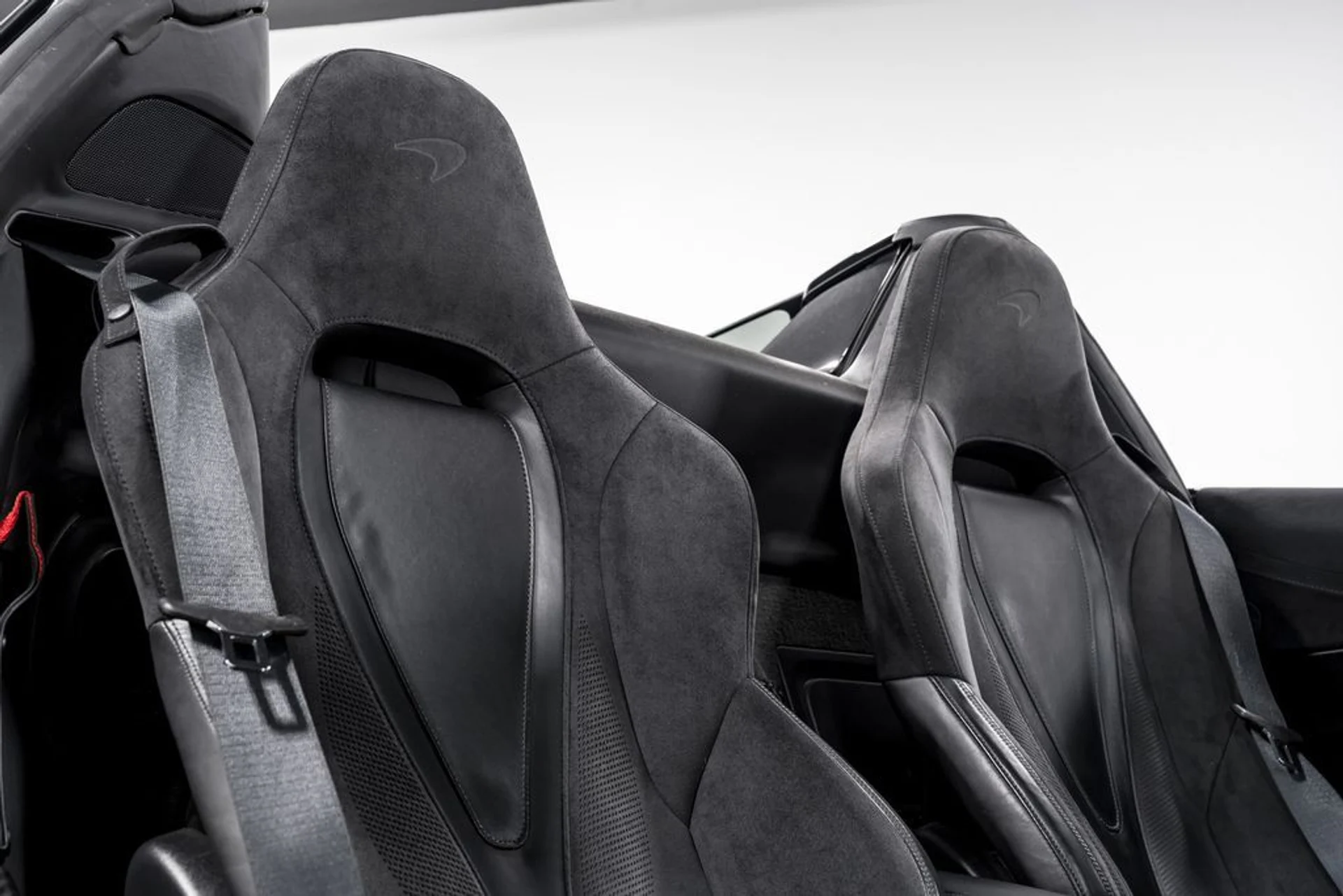 mph026_2709955518_4a361033692663d4bee195971c1313c1x_ba9ed38f47