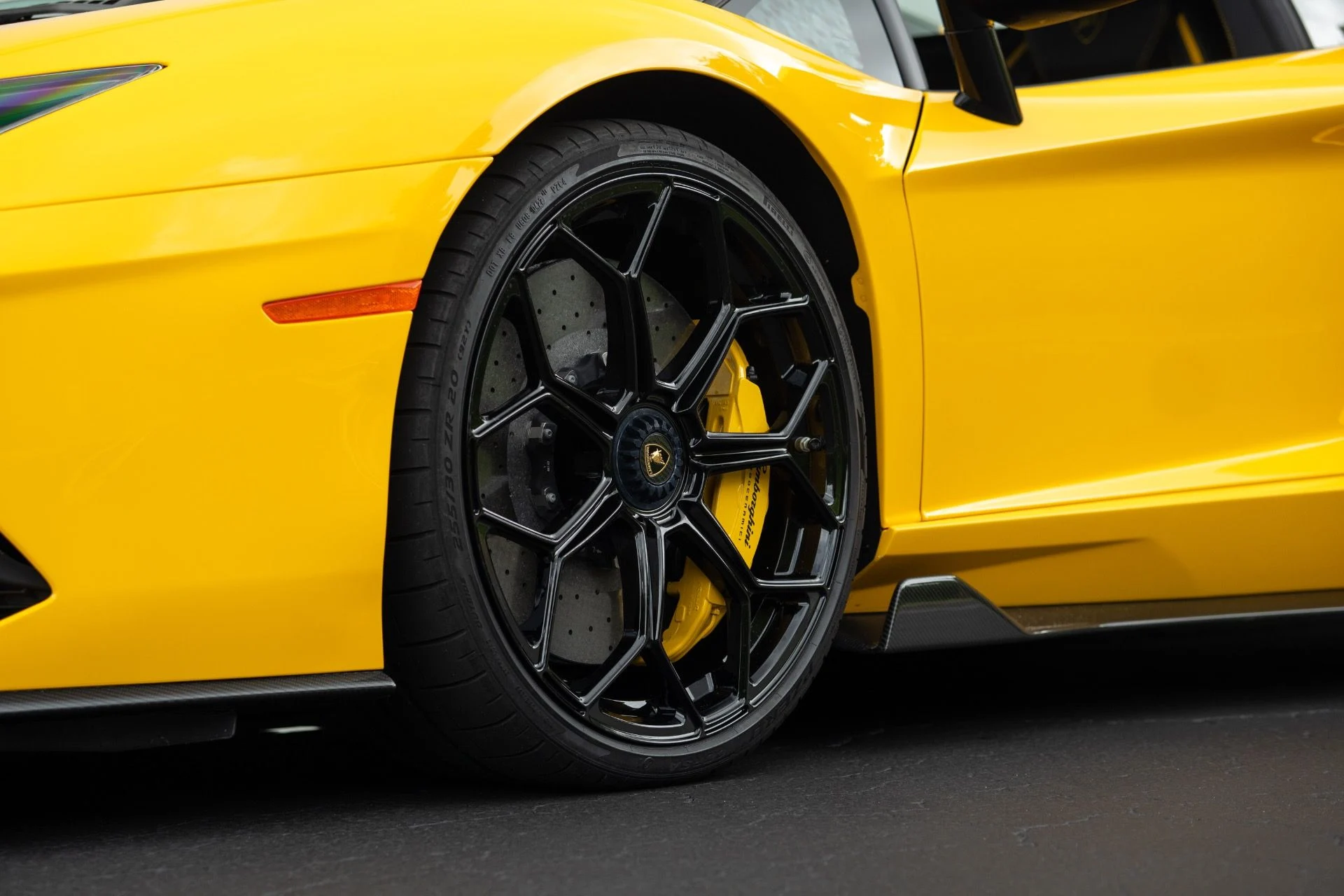 mph026_2710244007_Used_2022_Lamborghini_Aventador_LP_780_4_Ultimae_1757714109_c5a65422fd