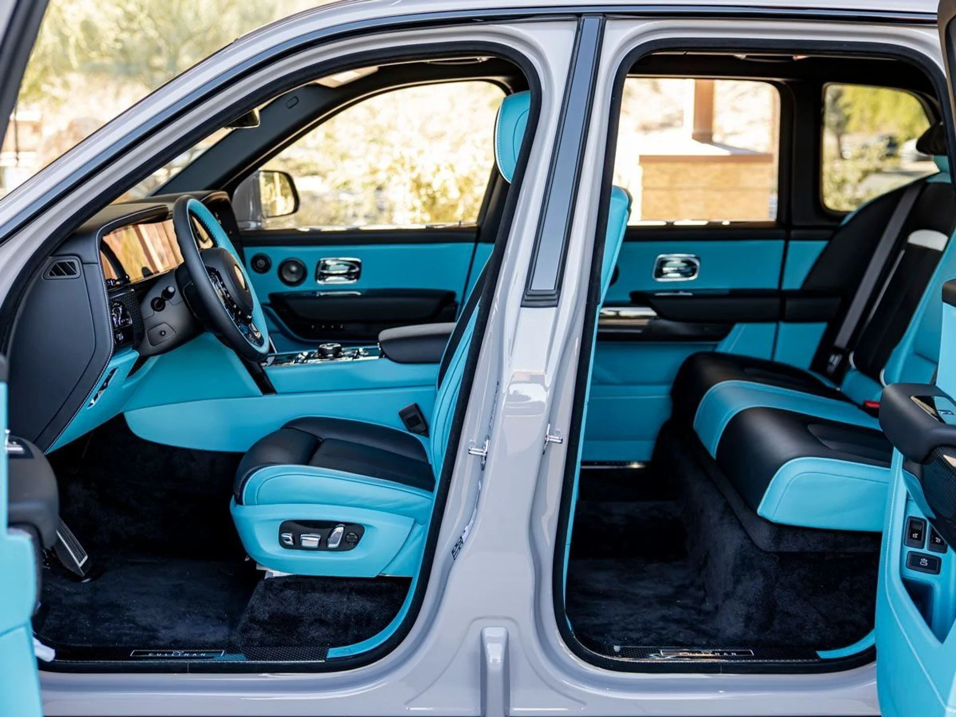 mph026_2732646360_27_906f1afb71