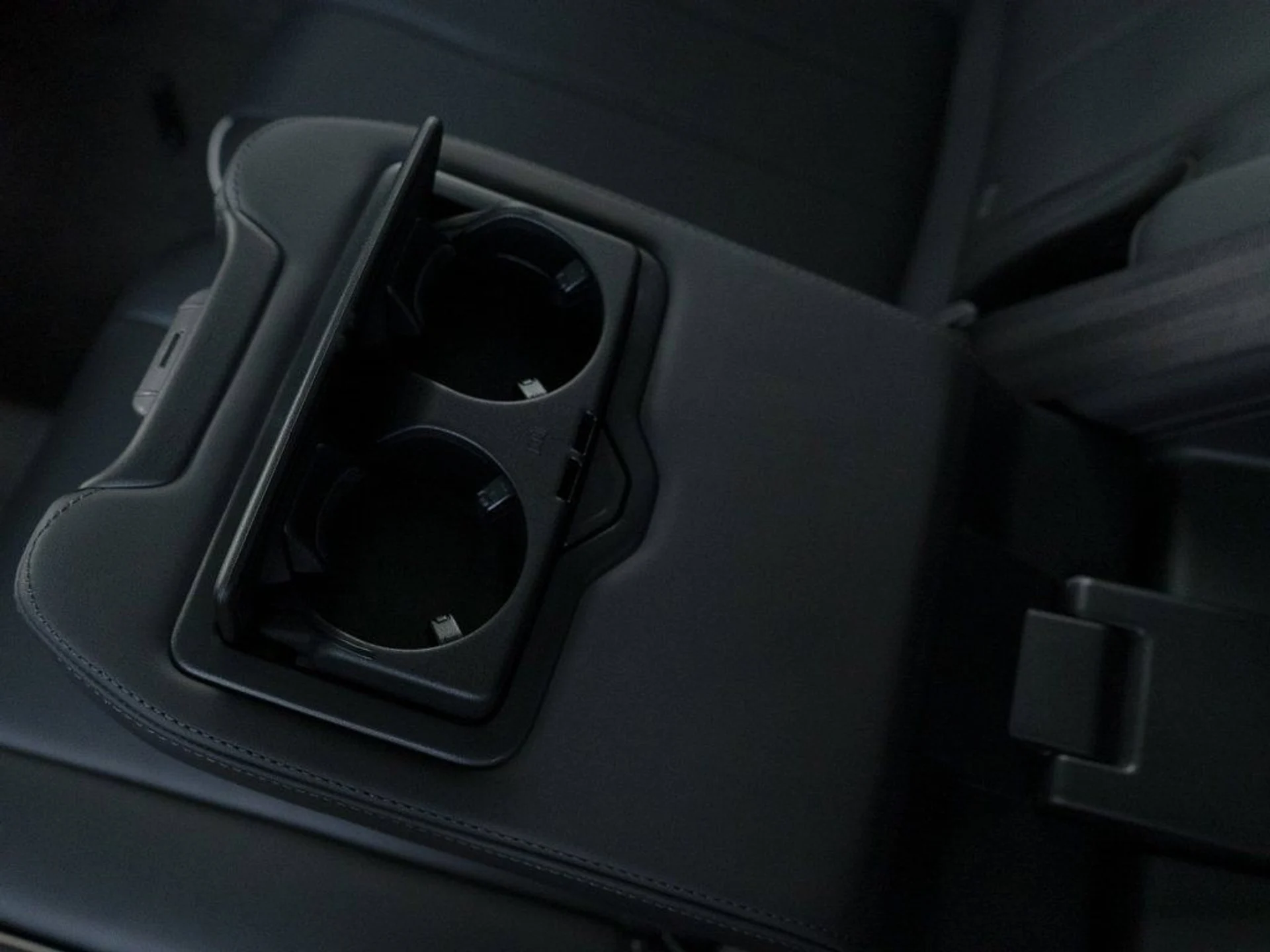 mph026_2733661470_9bb84cf043194b4bbcda012e09840388_8ba75a6f95