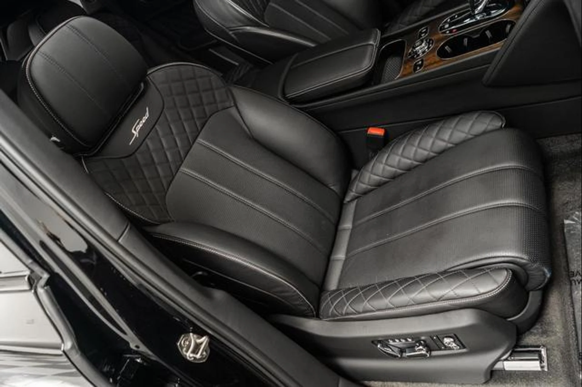 mph026_2735285673_Pau_OOI_Eny6q_Dht_L24n7_E9l_Ls_Ex_Y_51f383bdf8