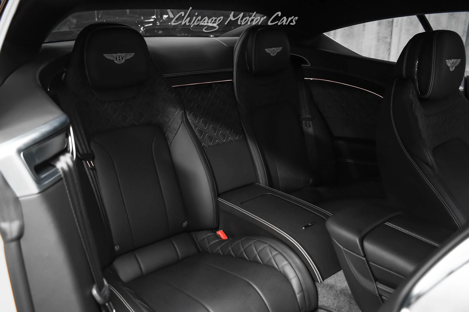 mph026_2740777028_12012_p27_l_29c7f788fc