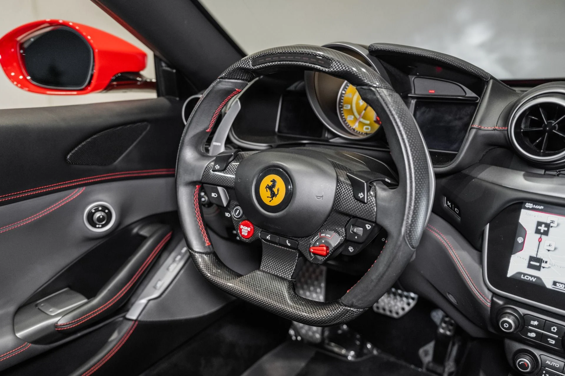 mph026_2741735686_Used_2019_Ferrari_Portofino_1780718714_9659e975d9
