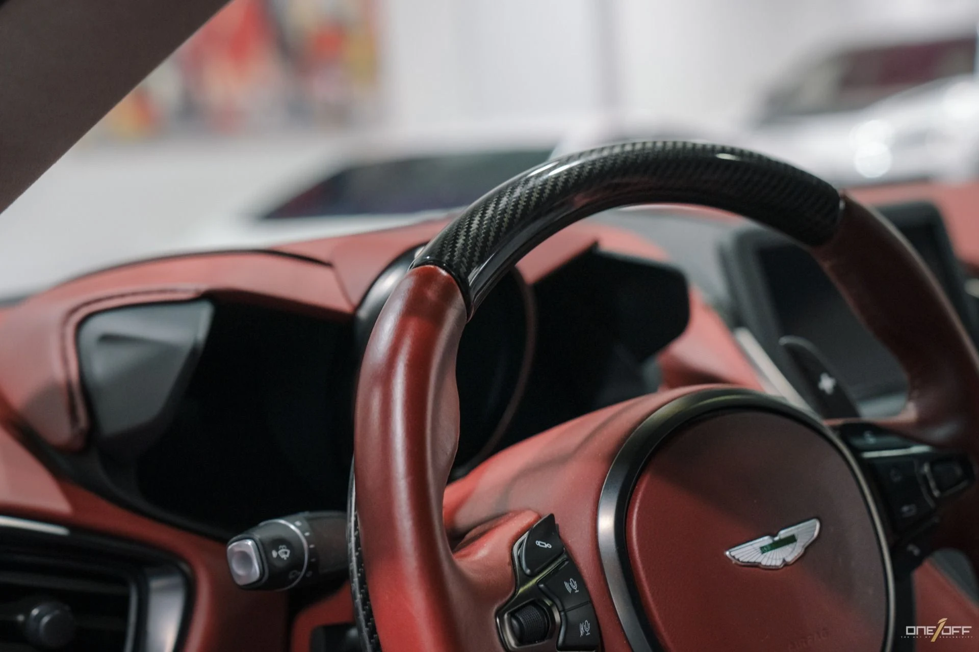 mph026_2742368516_Used_2019_Aston_Martin_DBS_Superleggera_w_Carbon_Roof_Forged_Carbon_Interior_1781651614_f779418c4d