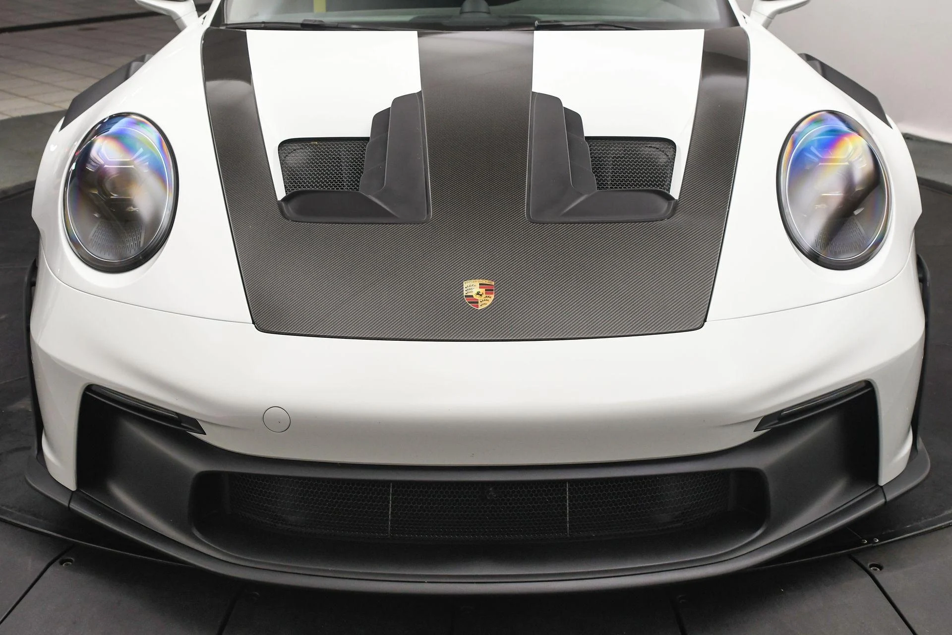 mph026_2749335263_Used_2025_Porsche_911_GT_3_RS_1757454227_50470b43b5