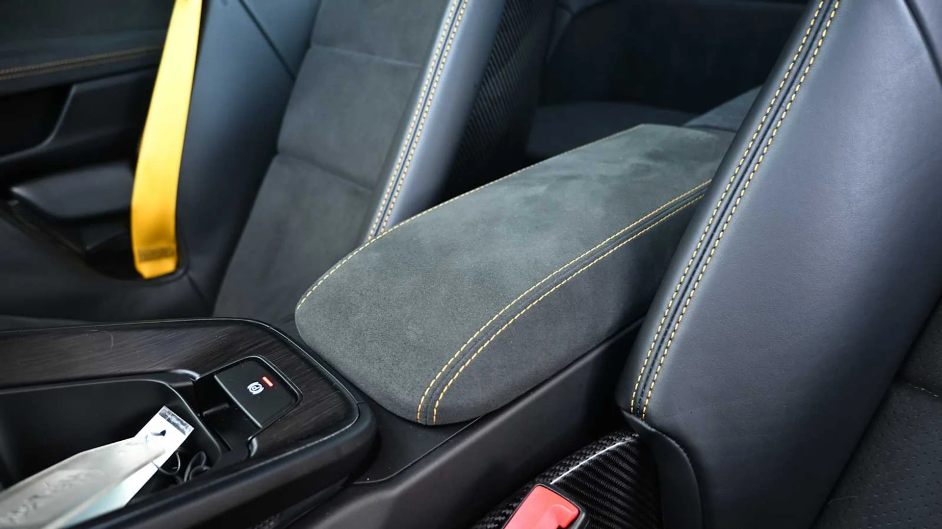 mph026_2751290383_6c9d45034a7b2bb0a2b0196e4dd54914x_f6cc311e31