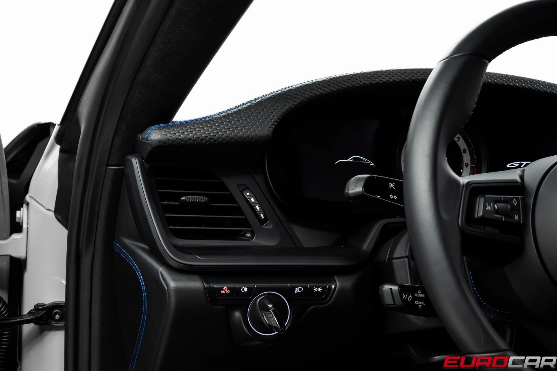 mph026_2754038462_image_27_930ecbce89