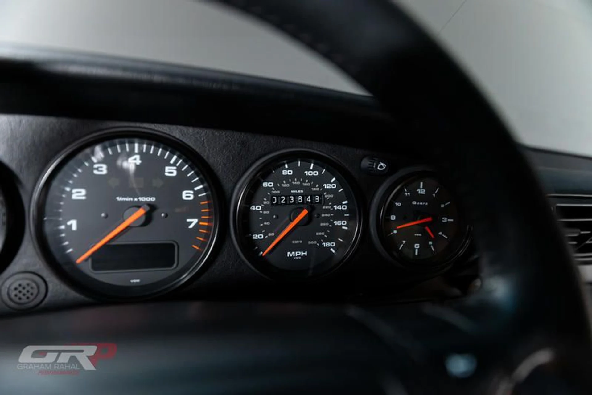 mph026_2754320740_EC_6_A3_BEF_8_DC_3_494_A_A07_A_1_B1521_EC_4_C73_0c3b6b9139