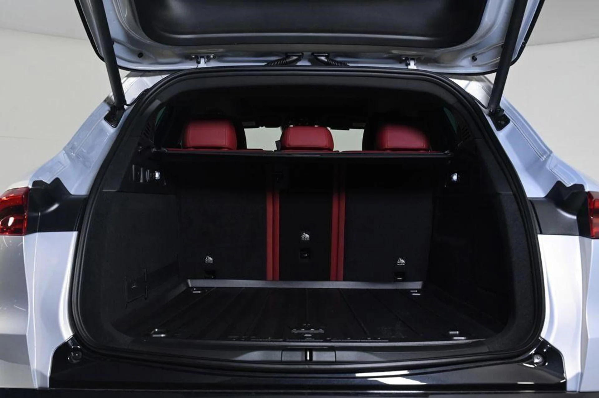 mph026_2755641319_new_2025_maserati_grecale_modenaawd_11350_22975671_26_1024_2d234e7fdf