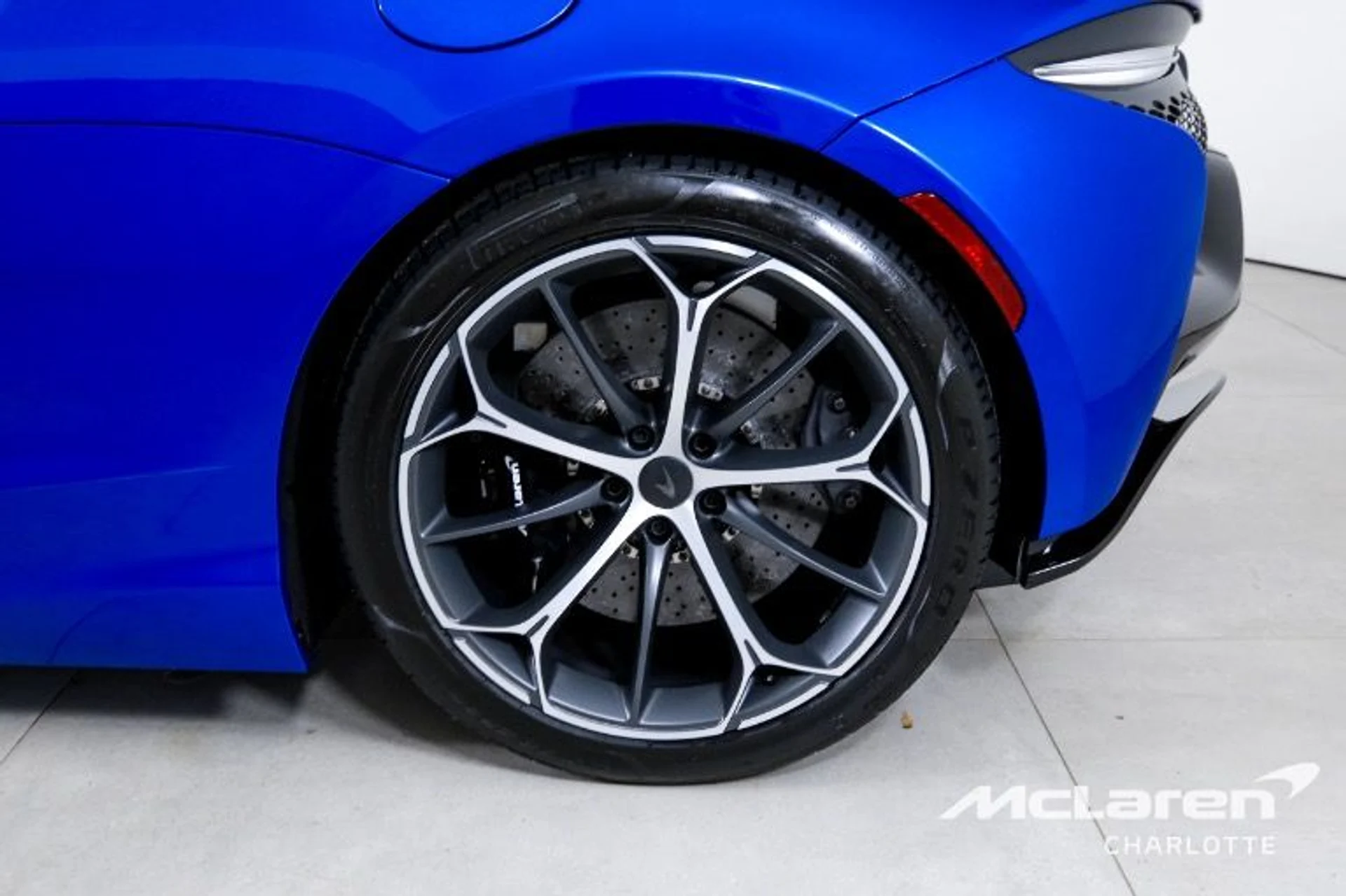 mph026_2766241996_Used_2025_Mc_Laren_Artura_Spider_cfad98da0c