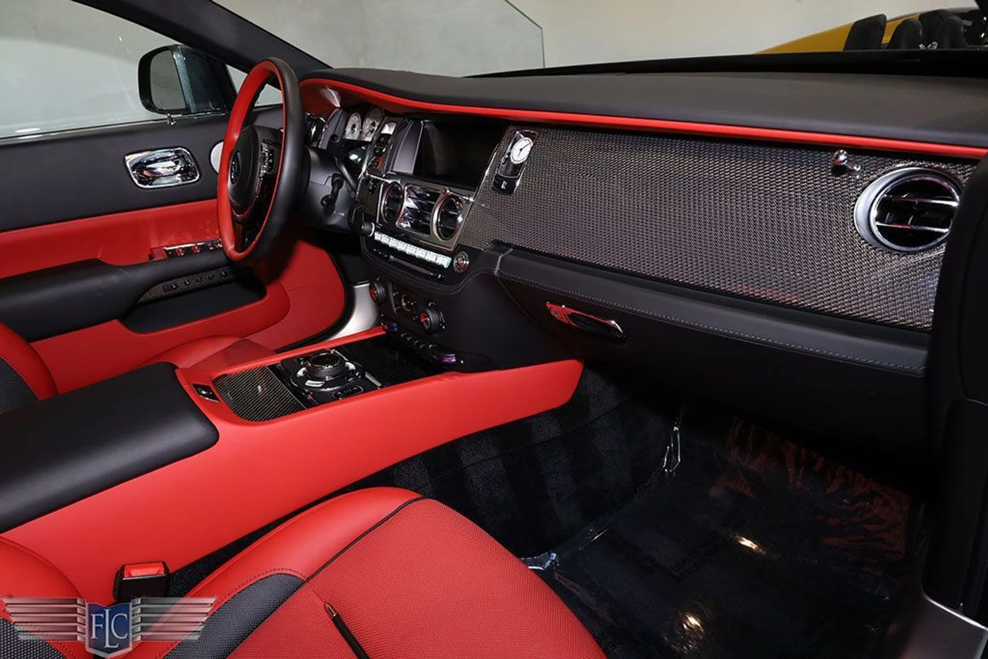 mph026_2768558992_used_2019_rolls_royce_wraith_coupe_9689_22263215_27_1024_0f220f53e0