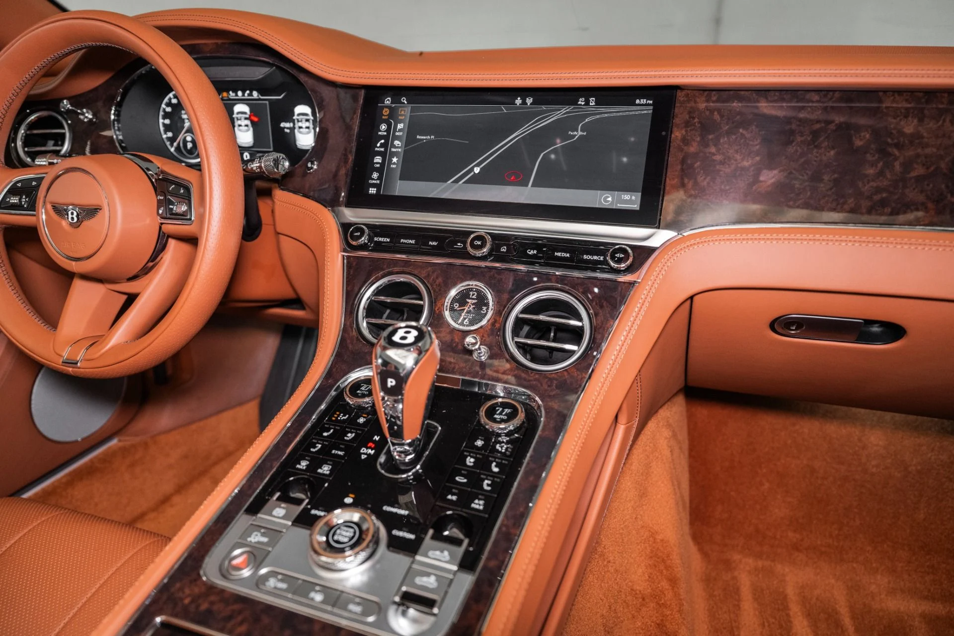 mph026_2775808400_Used_2022_Bentley_Continental_GTC_V8_1757170824_20705e60b8