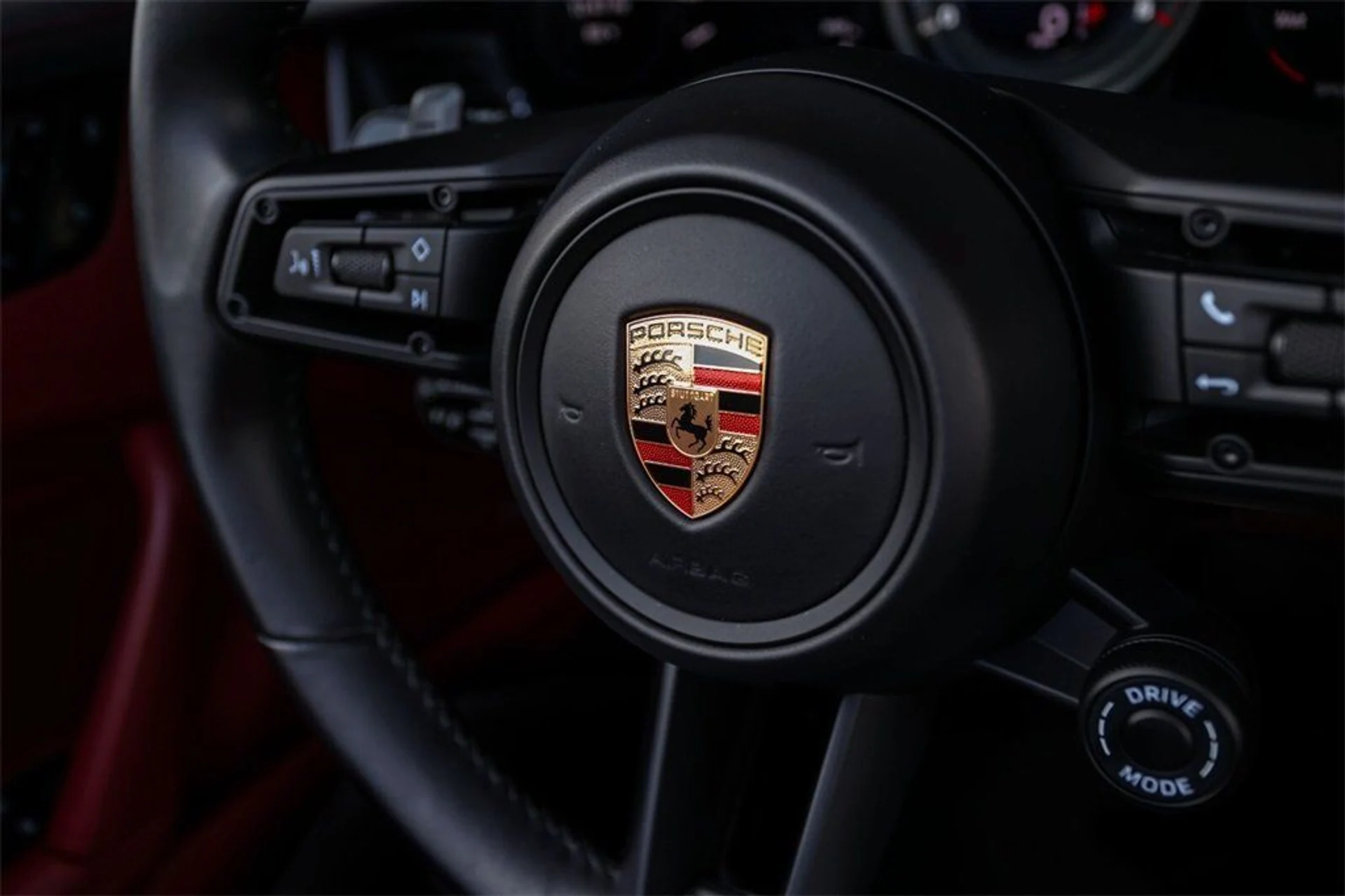 mph026_2778790133_3cd4ff0e254a1b5125fdba50e1095e95_40bf97e53f