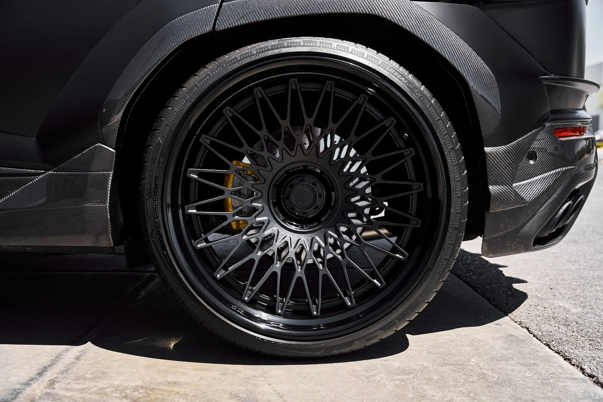 mph026_2782223345_Used_2024_Lamborghini_Urus_Performante_1778116984_5850201d3c