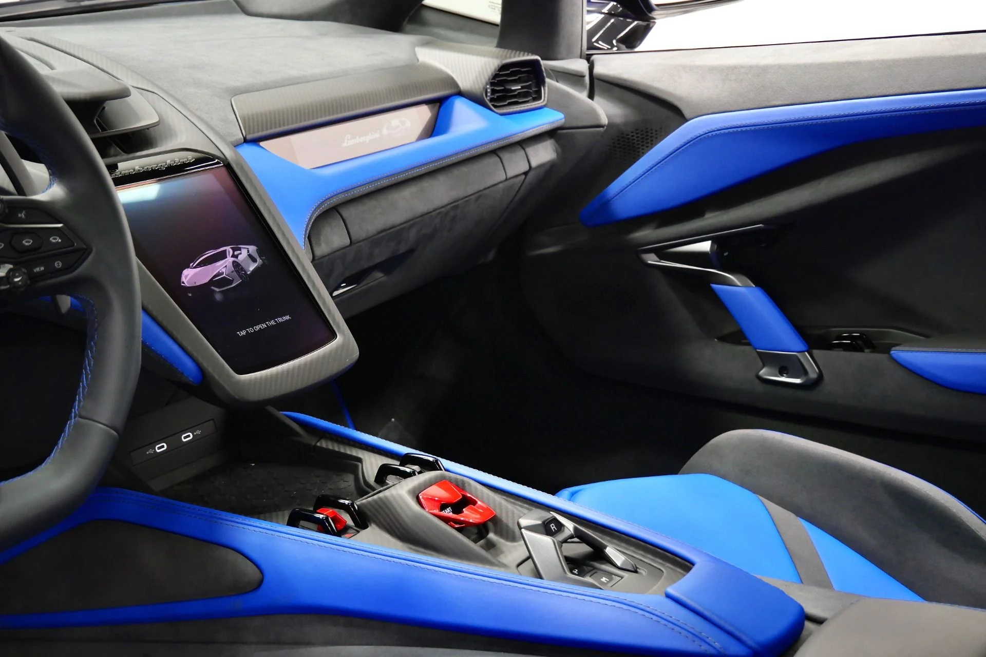 mph026_2783633770_Used_2024_Lamborghini_Revuelto_974_Miles_710_K_MSRP_SPORTIVA_Corsa_Tex_Interior_1767024666_4b5dc13ecc