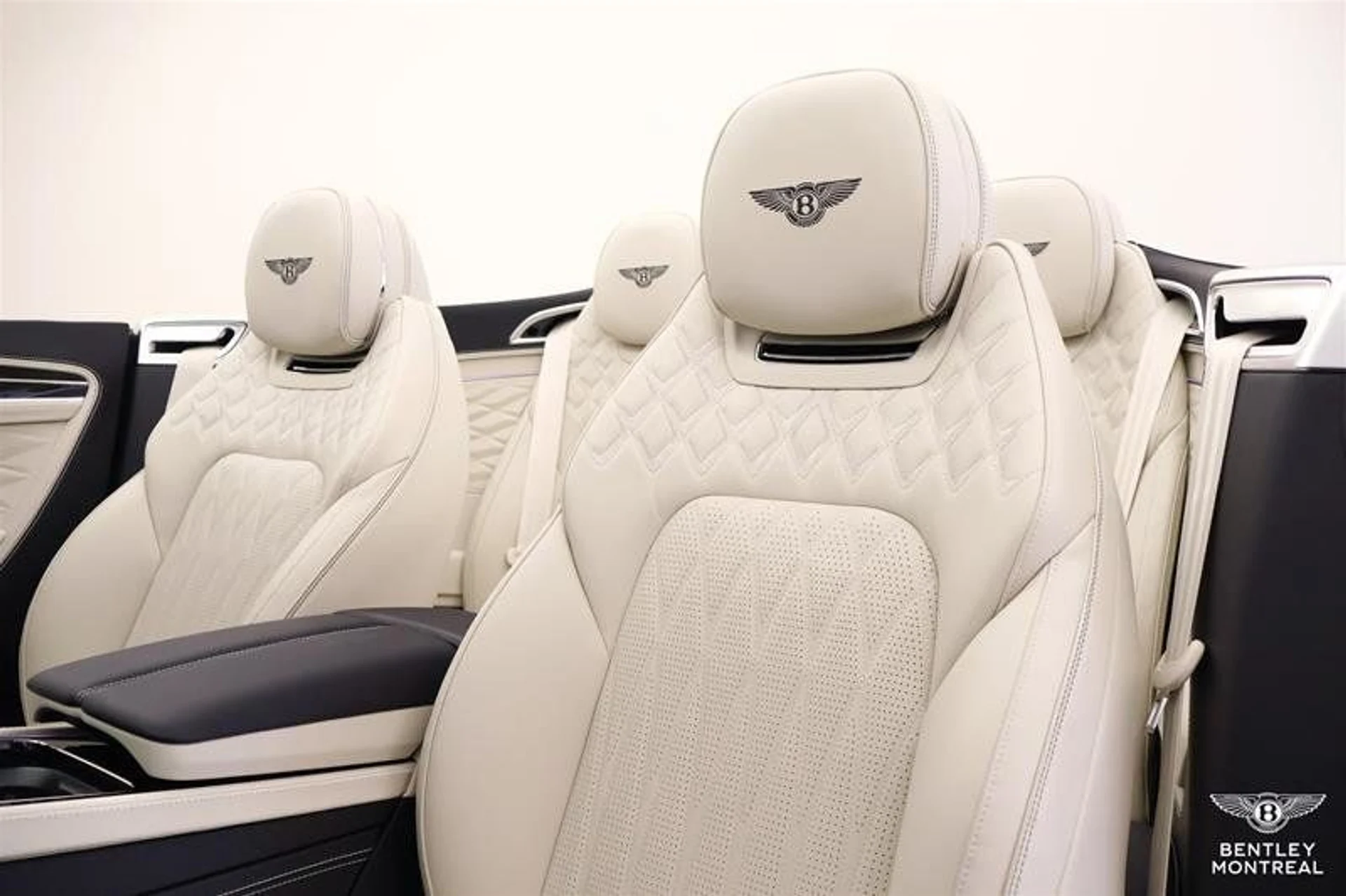 mph026_2783699004_37503925_08124_lr23px1y_faf128a29a