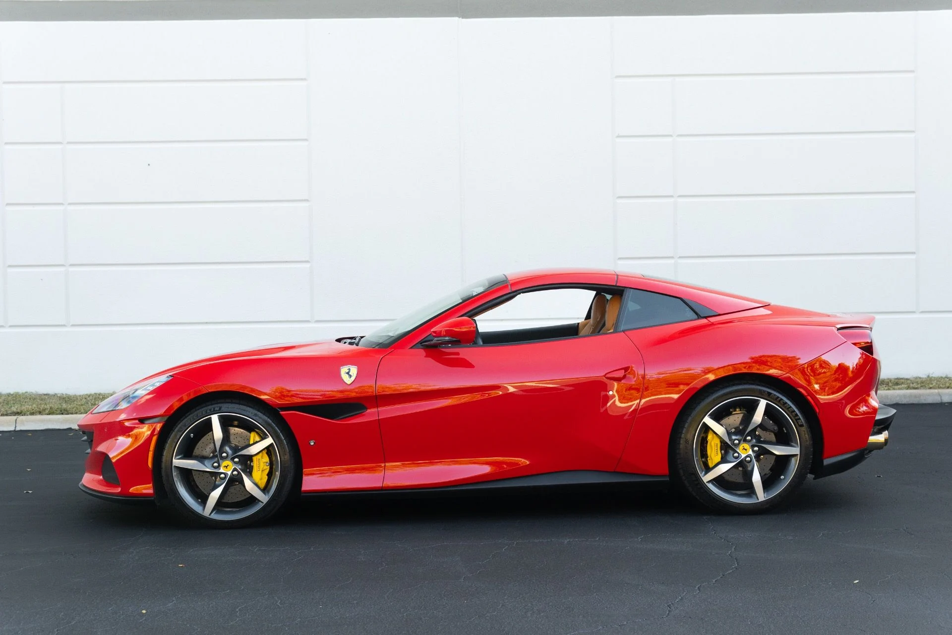 mph026_278870613_Used_2023_Ferrari_Portofino_M_1770869852_59063fbba9