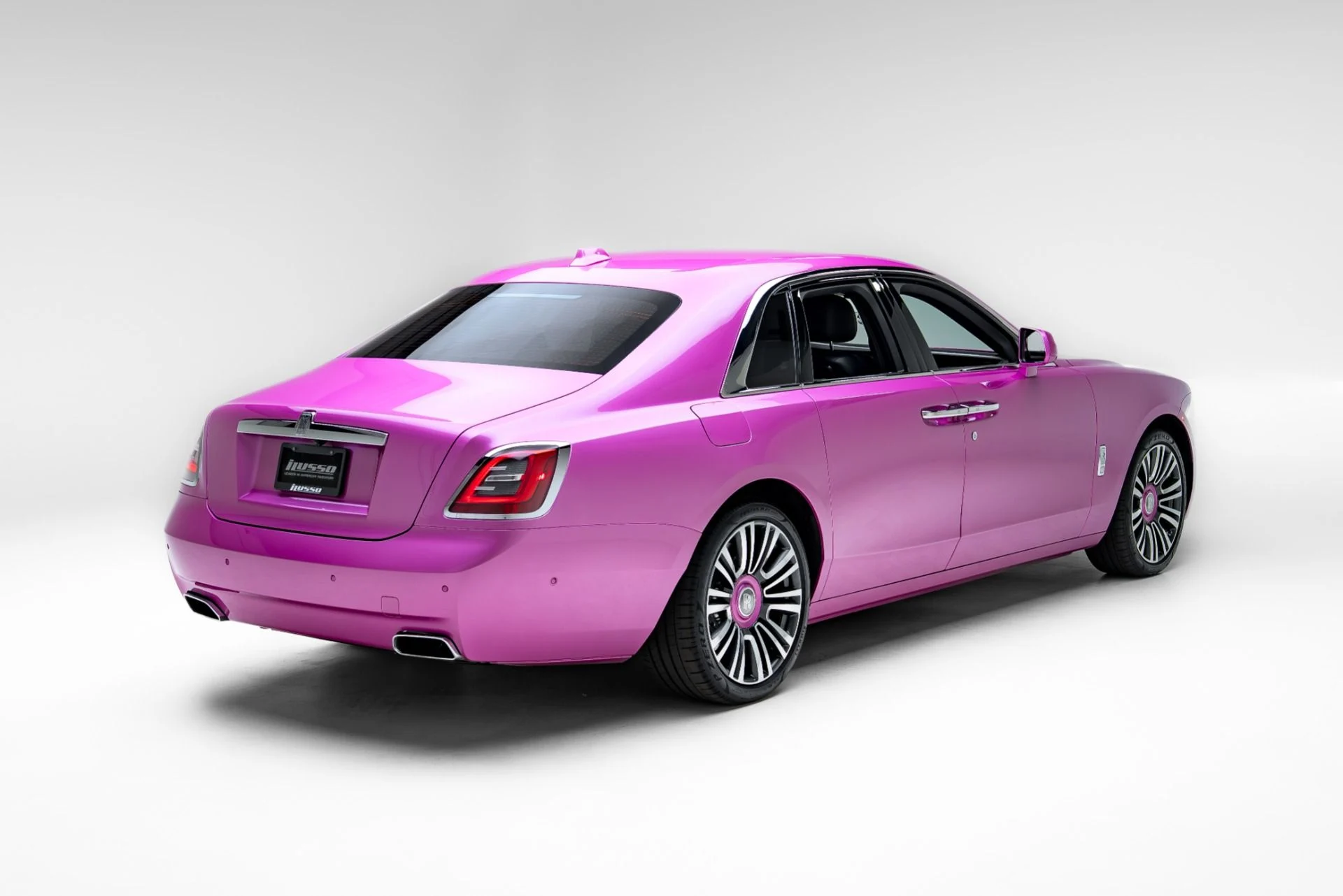 mph026_2788725906_Used_2021_Rolls_Royce_Ghost_1777047146_24ad5f3aa7