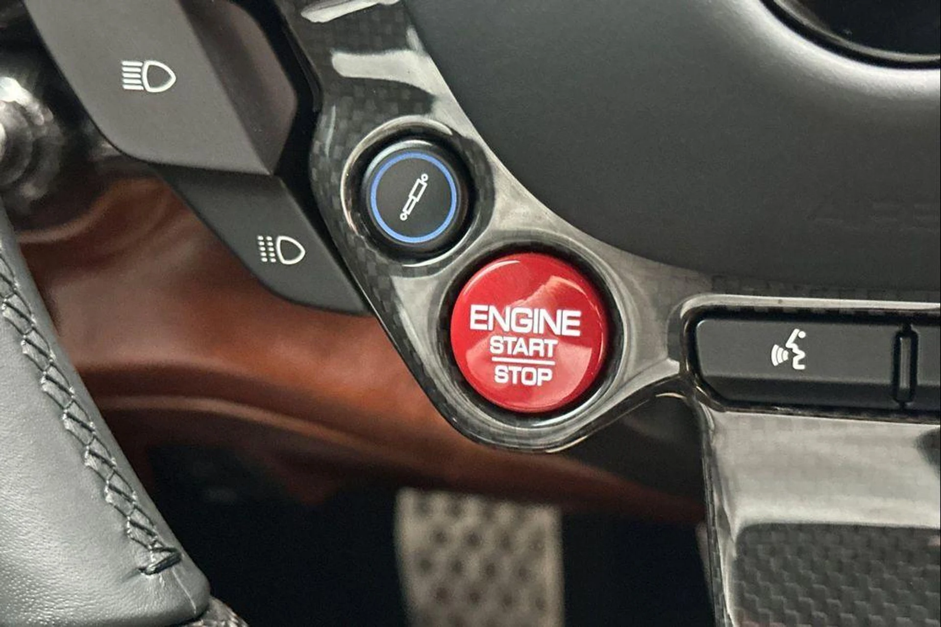 mph026_2791574840_y_F81_Ejjn_RM_0w_Ig8_Am9_DGKTUBZW_4_e0aadcff35