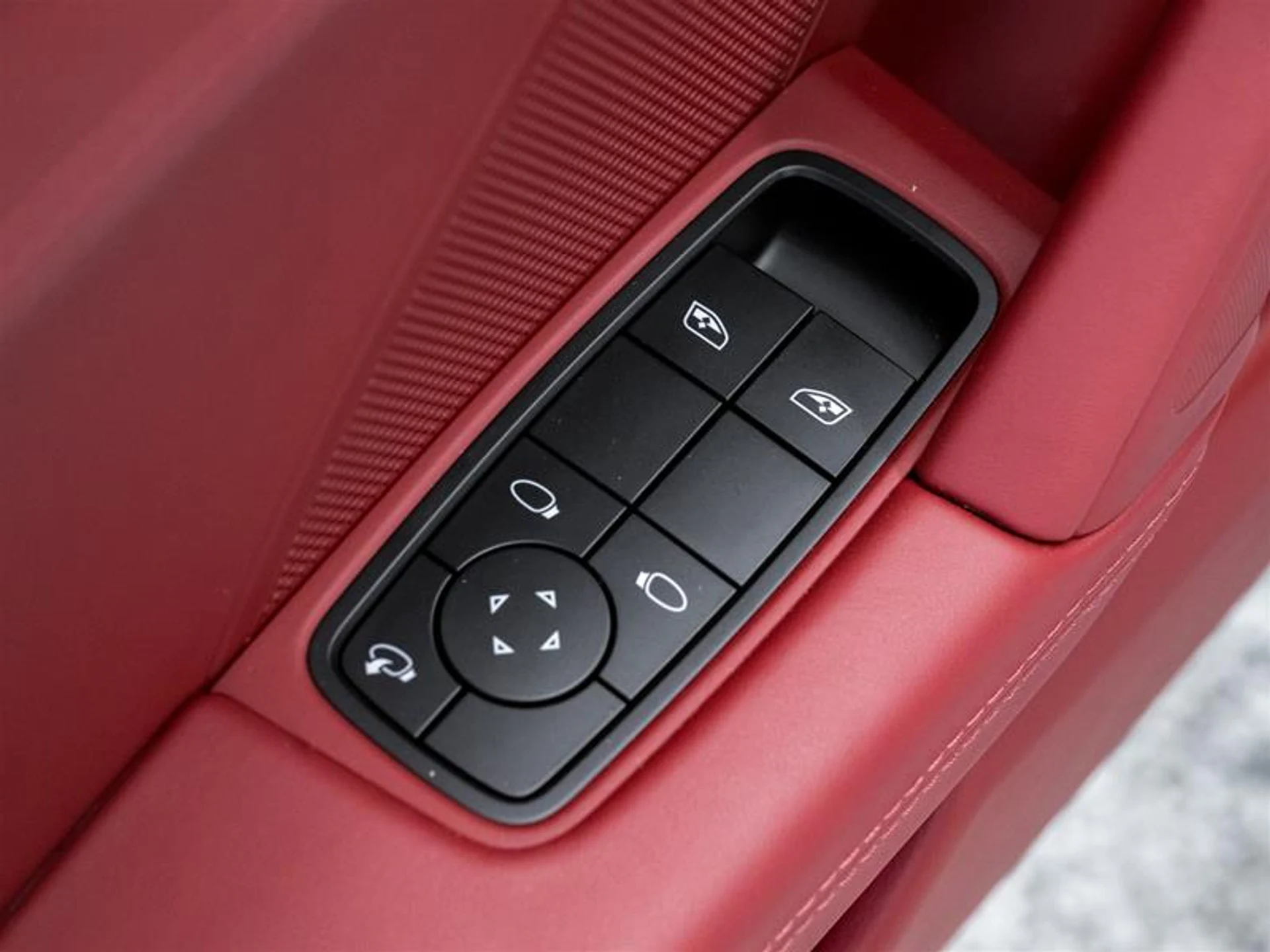 mph026_2791774647_11640000_1552972615_766828ee6e