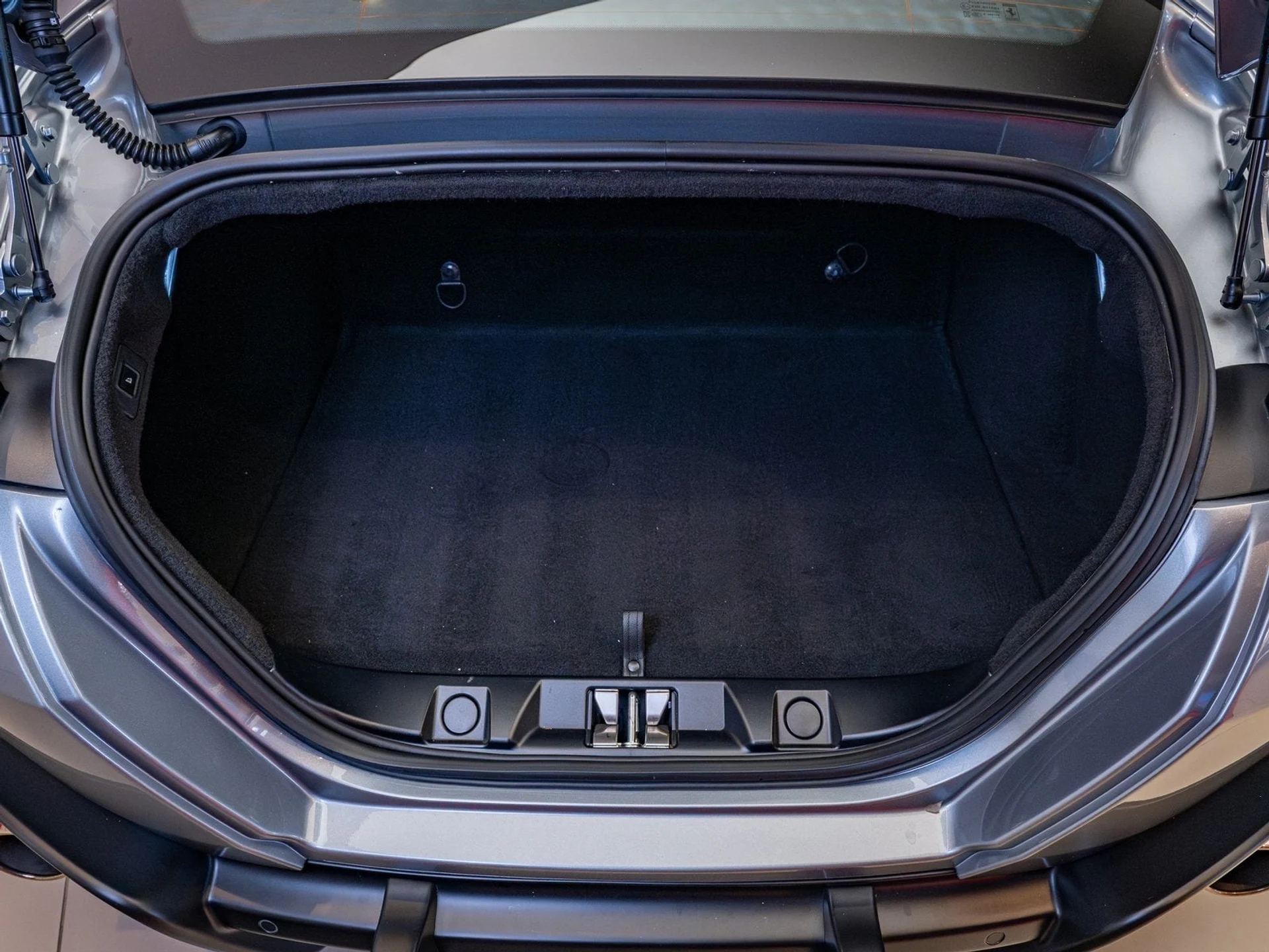 mph026_2796599379_27_650f4d2680