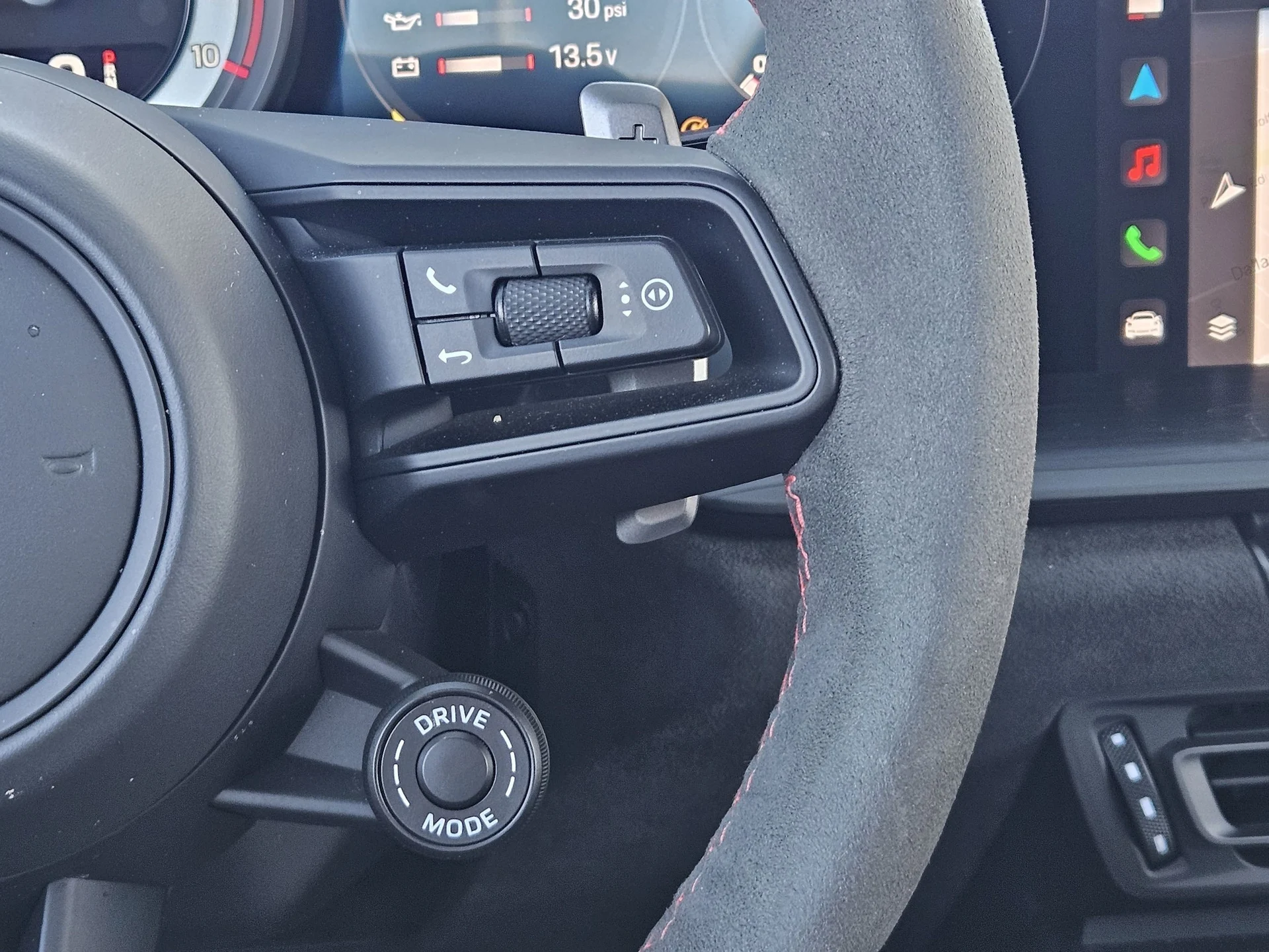 mph026_2797061411_7292ed5597bb18b3298bba1f28711c0ax_d4fefd5aac