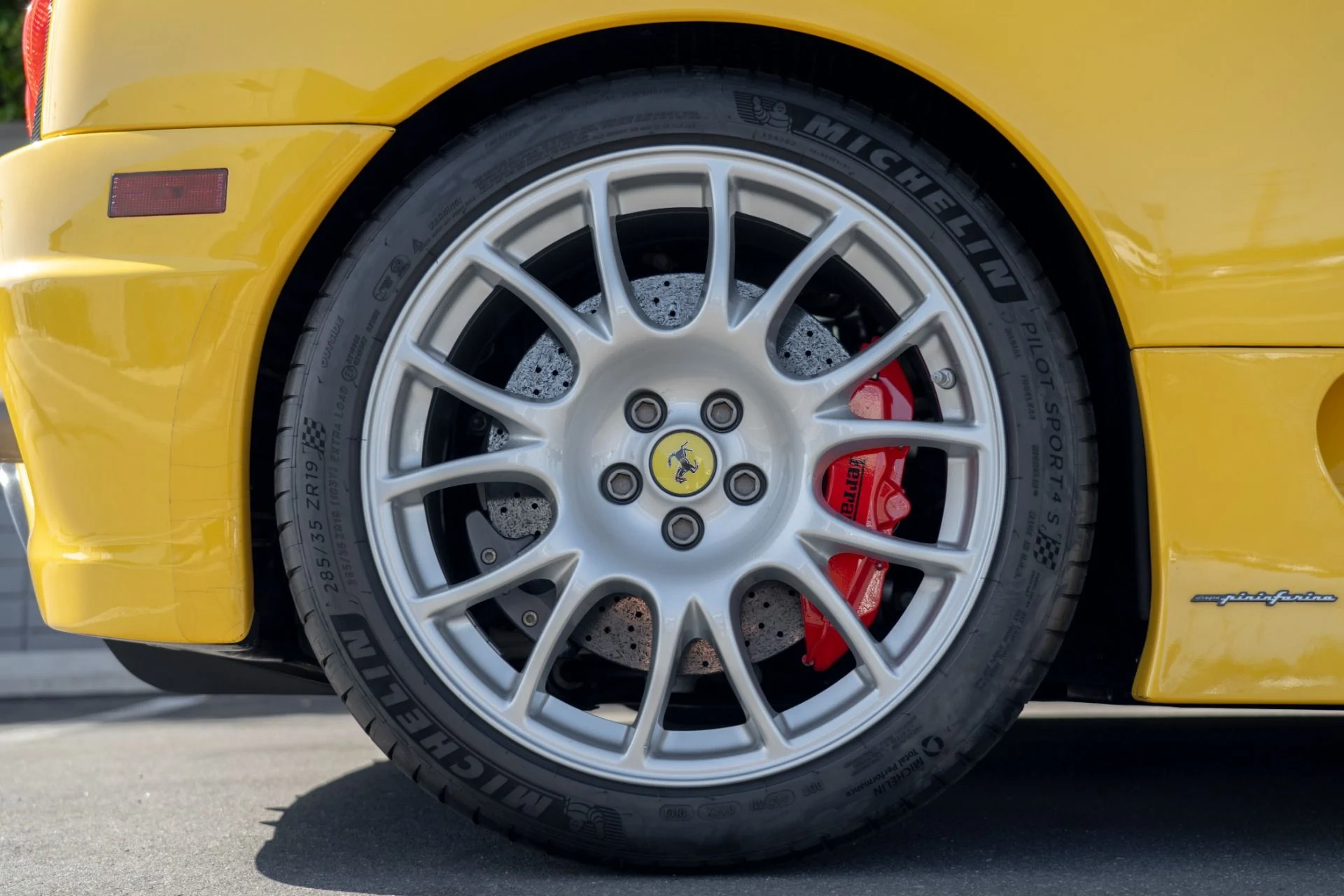 mph026_2798867873_Used_2004_Ferrari_360_Challenge_Stradale_1761174873_ae199244e3
