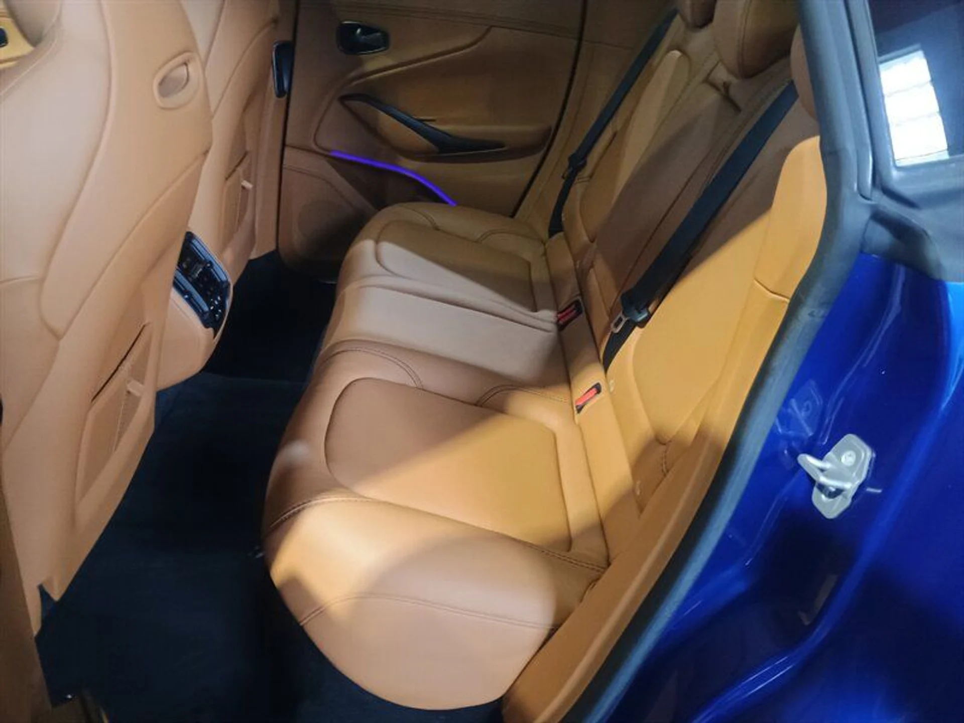 mph026_2801448355_6cf5b18f65_800_701ef5f86a