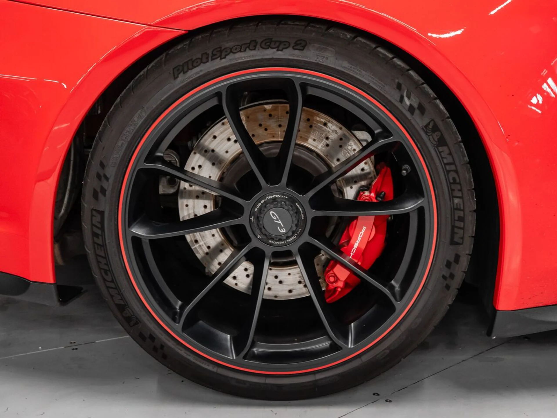 mph026_28015383_porsche_911_2018_a8e6fb122e